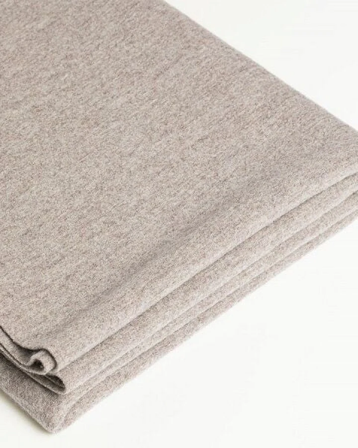 Gottstein Hochwertige Wolldecke aus 100% Merino-Schurwolle - 145x200 cm