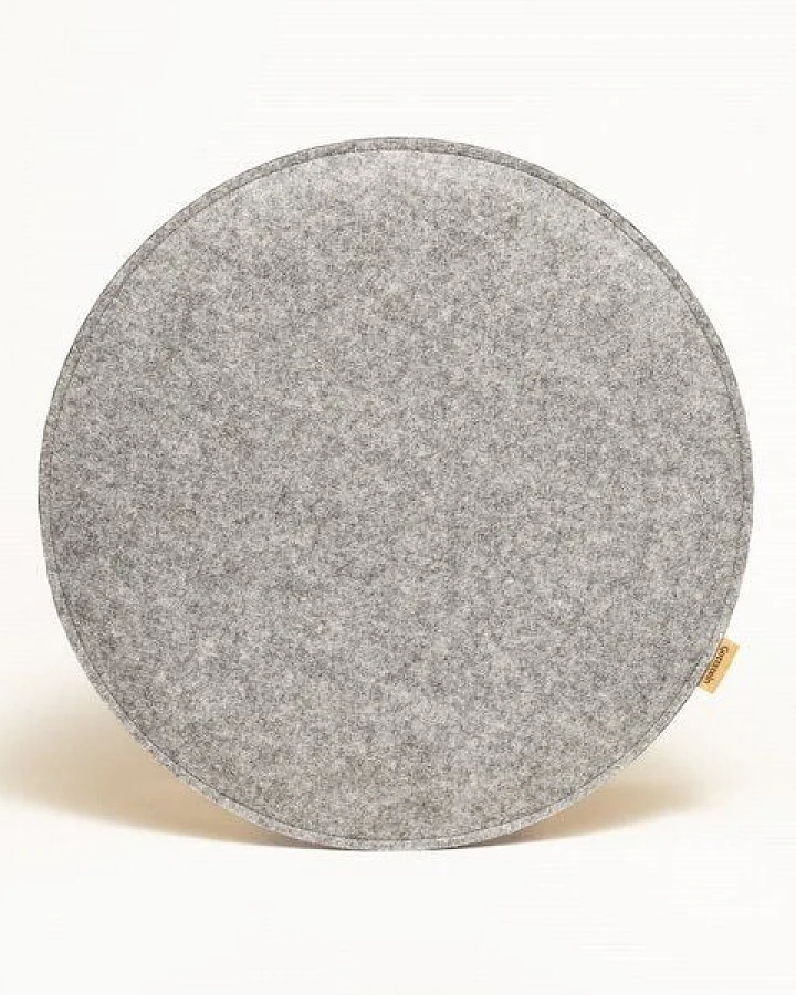 GOTTSTEIN® Filz-Sitzkissen rund aus 100% Schurwolle Stuhlkissen Ø 35 & 40 cm - Bodenkissen in 2 Farben Made in Tirol
