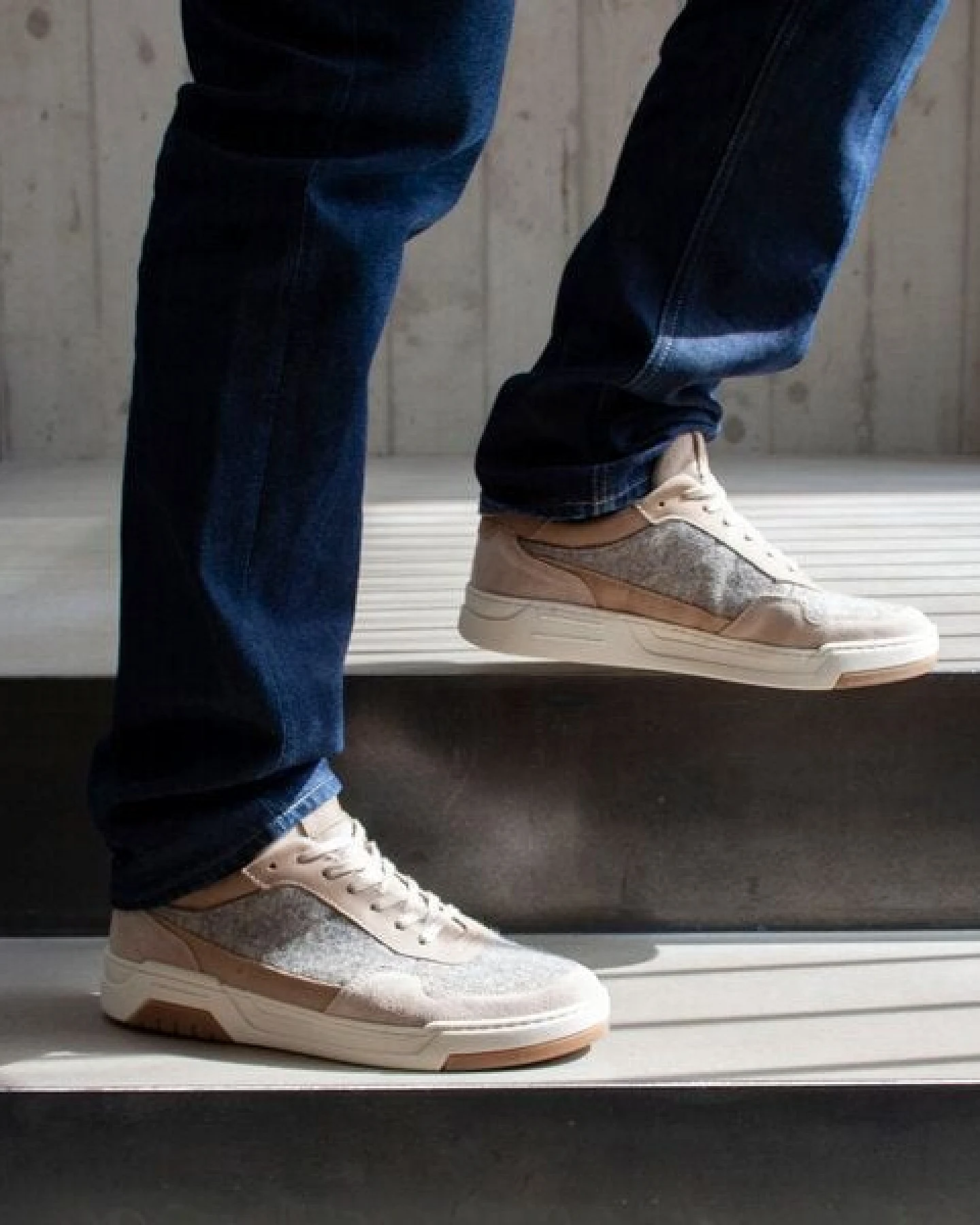 Gottstein Woll-Sneaker Flow - Nachhaltiger Wollschuh für Damen & Herren aus 100% Schurwolle & hochwertigen Wildleder - Freizeit Sneakers aus Wool - Low-Top Schnürer – Ansicht 4