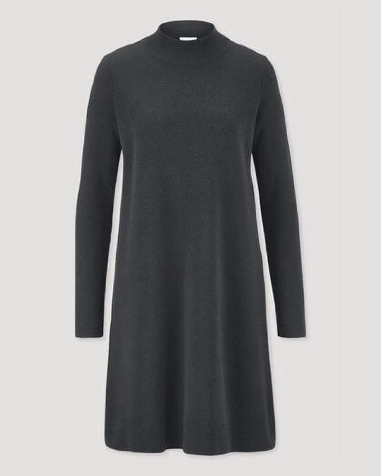 hessnatur Strick Kleid Relaxed aus TENCEL Lyocell mit Bio-Baumwolle – Ansicht 4