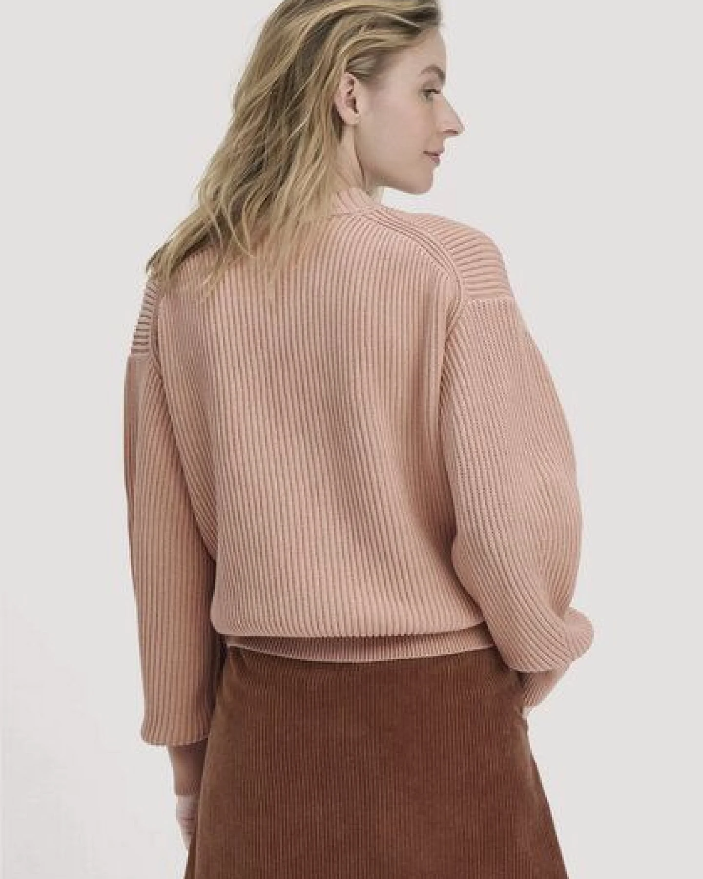 hessnatur Strick Pullover Relaxed aus reiner Bio-Baumwolle – Ansicht 2