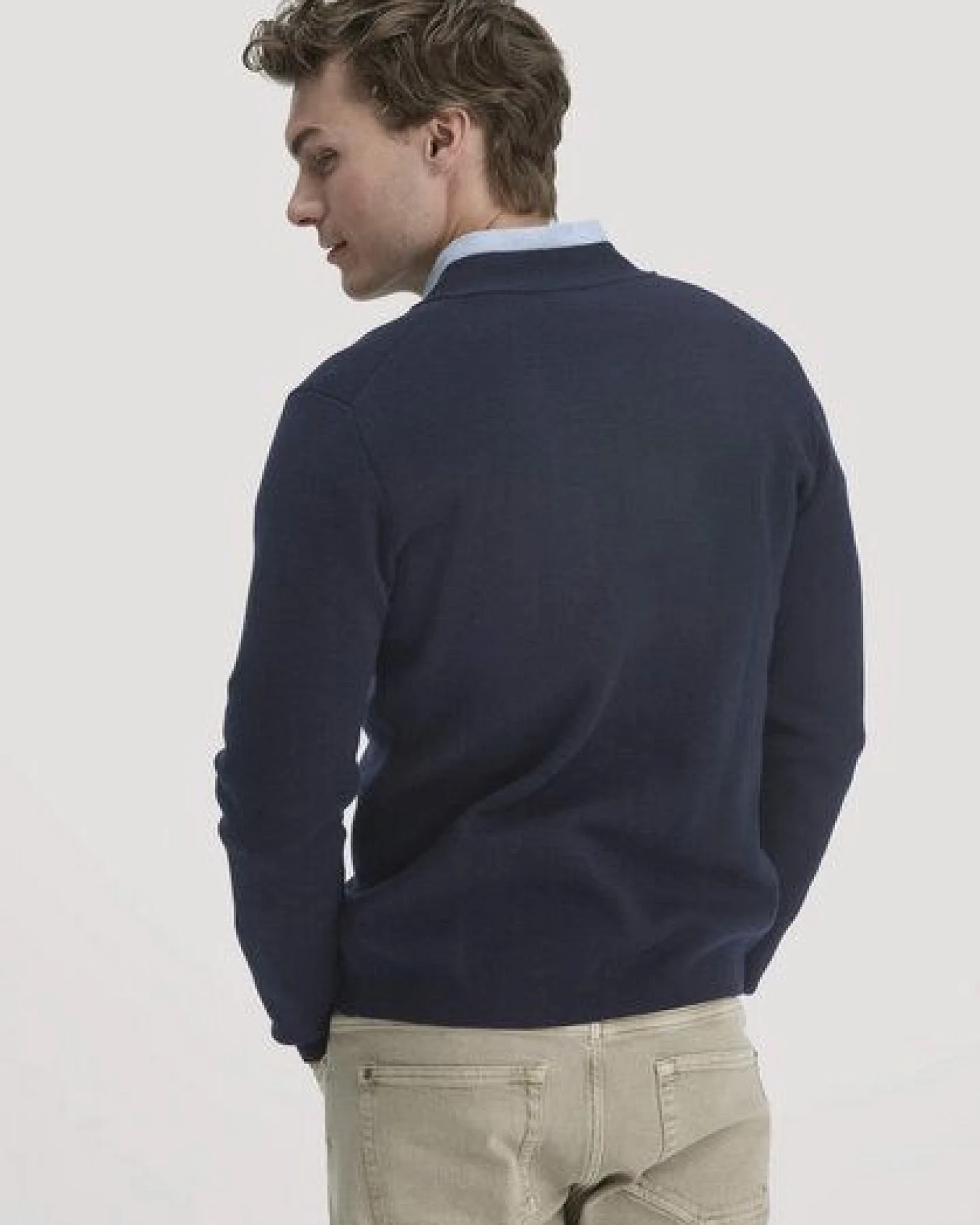 hessnatur Milano Strick-Cardigan Regular aus Bio-Merinowolle und Bio-Baumwolle – Ansicht 2