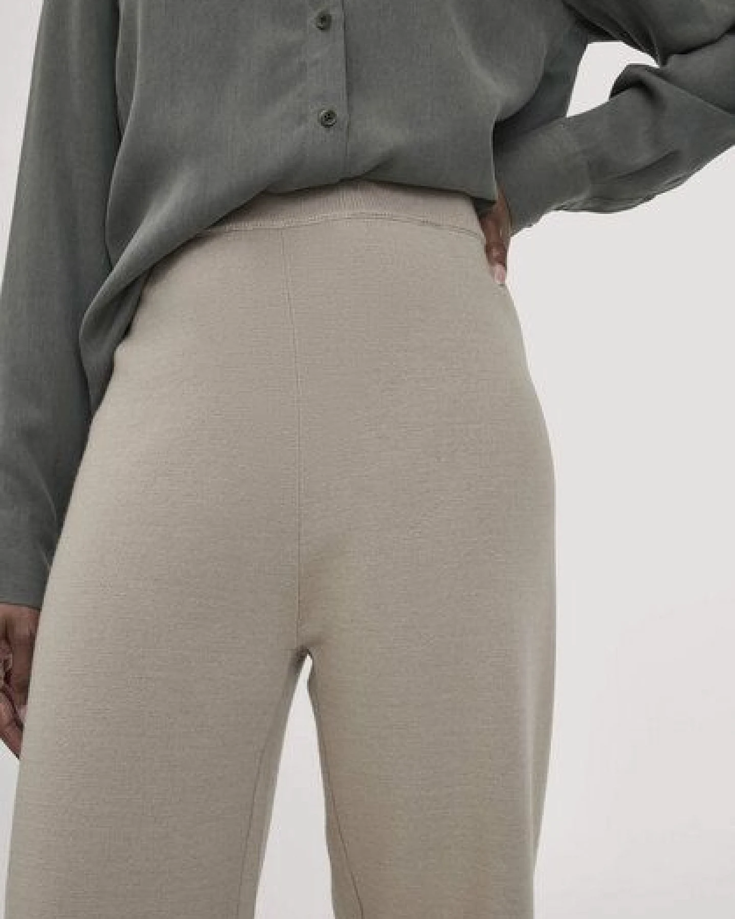 hessnatur Strick Hose Relaxed aus Bio-Merinowolle und Bio-Baumwolle – Ansicht 2