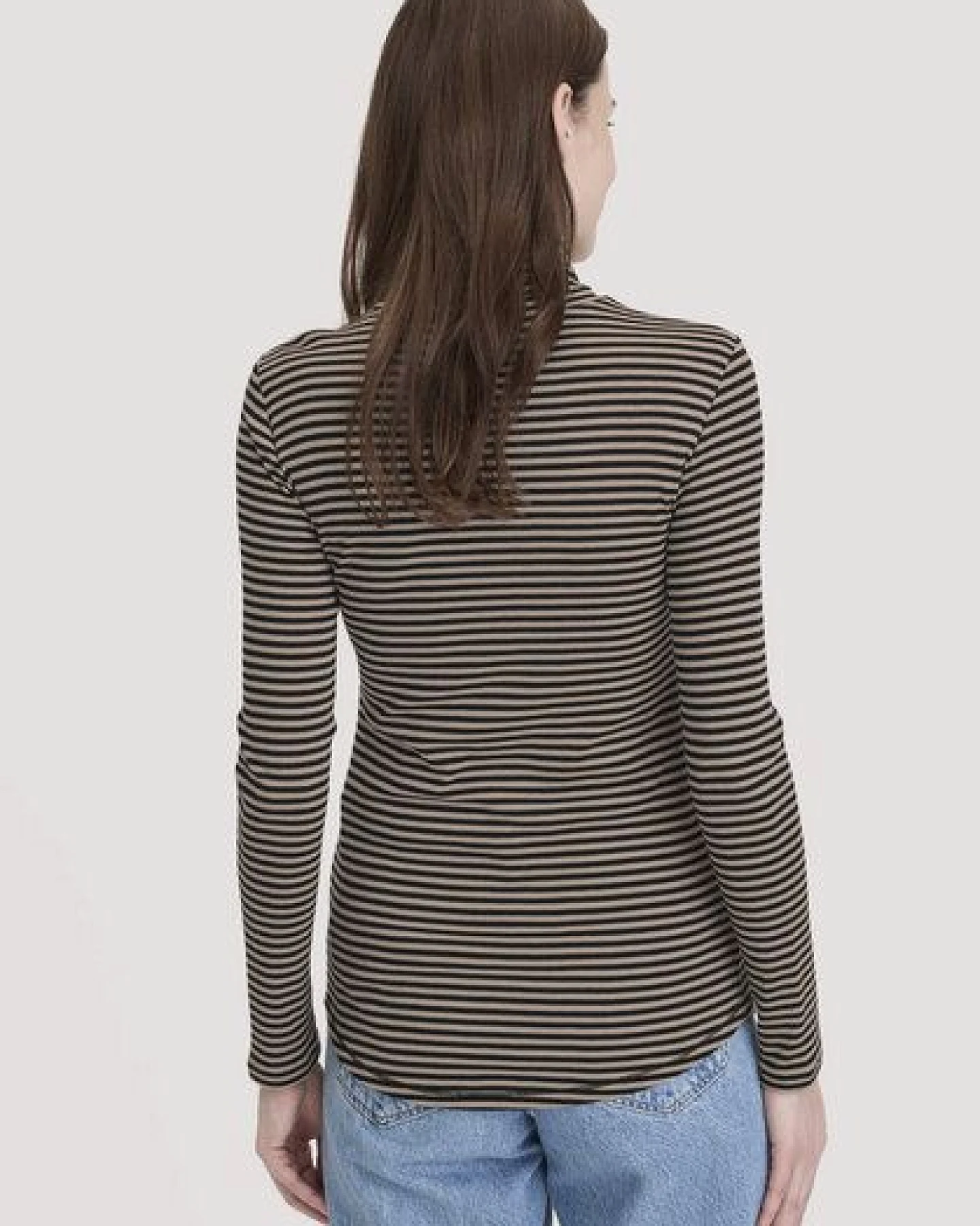 hessnatur Streifen Softrib Longsleeve Fitted aus Bio-Baumwolle und Modal – Ansicht 2