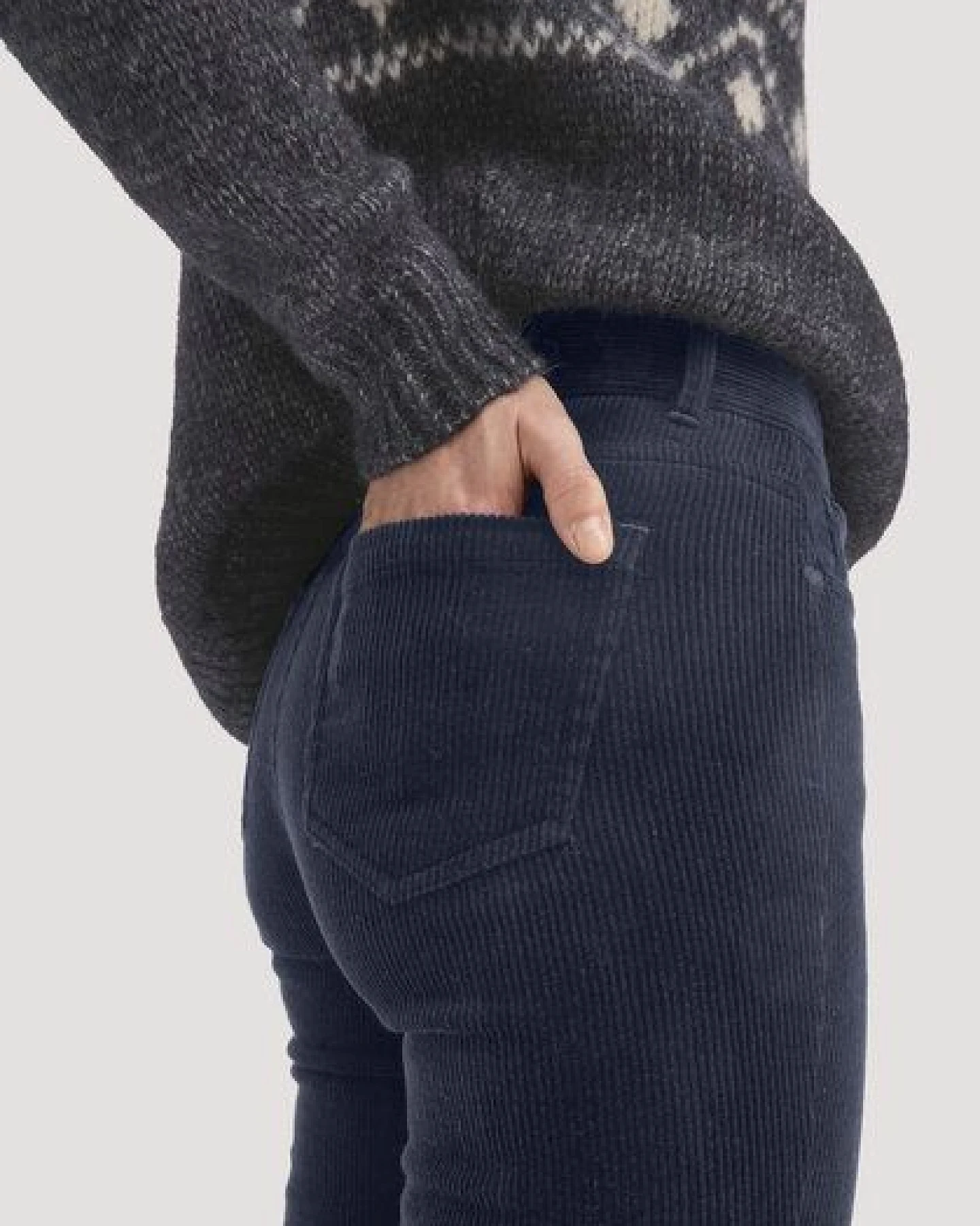 hessnatur Hose Cord Slim Leg Regular aus Bio-Baumwolle – Ansicht 2