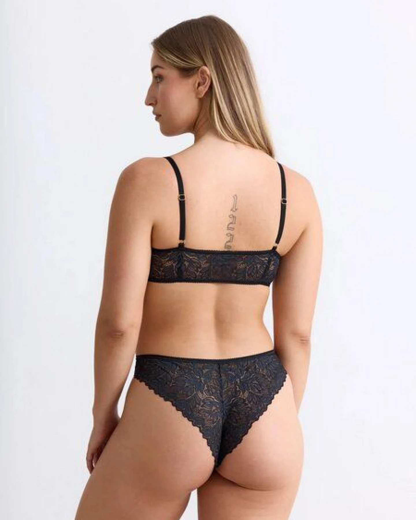 erlich textil Iconic Lace bügelloses Bandeau Bralette mit Spitze, made in Europe – Ansicht 4