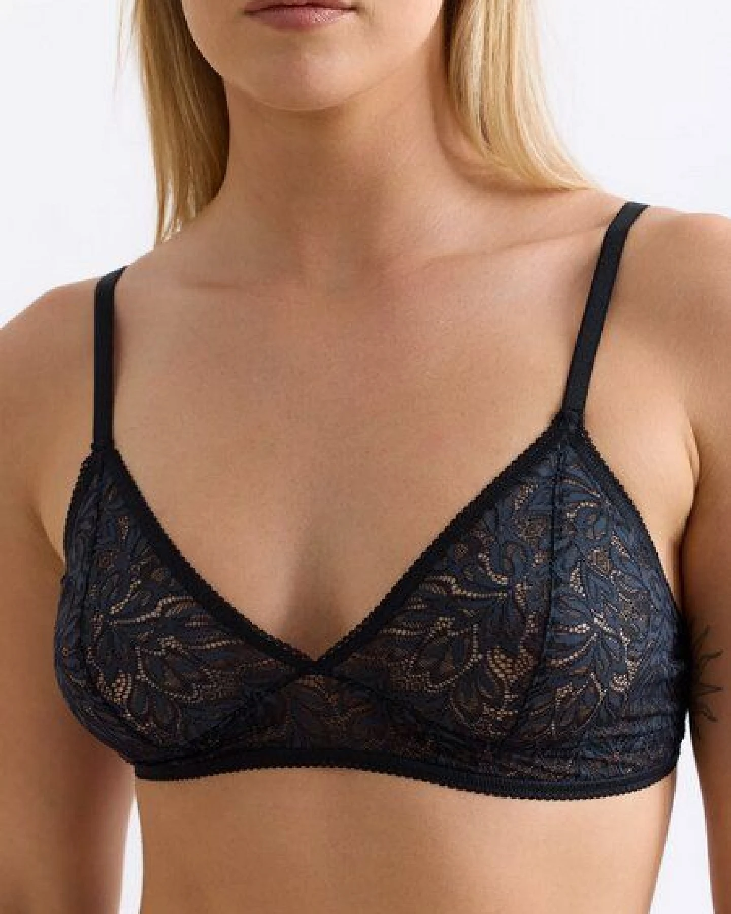 erlich textil Iconic Lace bügelloser Triangel BH mit Spitze aus abbaubarem Polyamid, made in Europe – Ansicht 2
