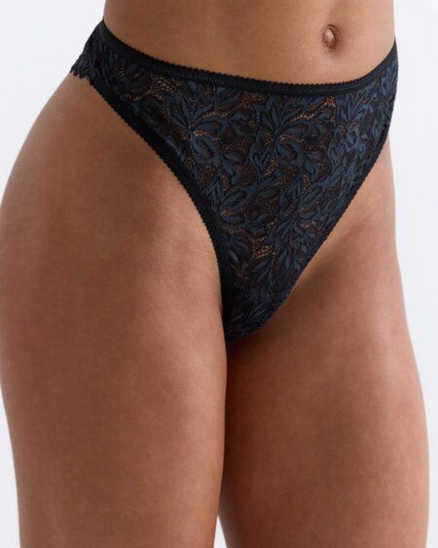 erlich textil Iconic Lace High Waist Brazil String mit Spitze aus abbaubarem Polyamid, made in Europe – Ansicht 2