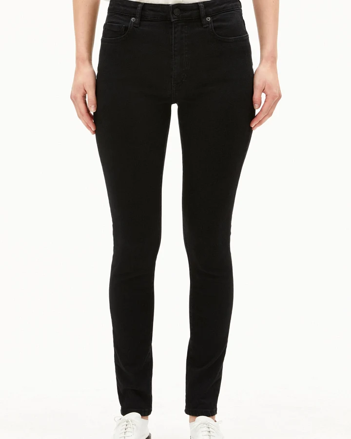 Jeans Tillaa Rinse Black