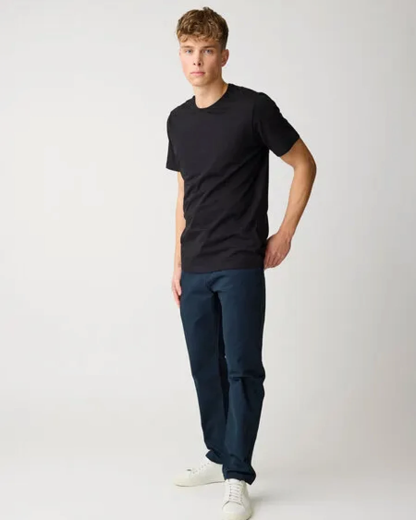 KnowledgeCotton Apparel Chino-Twill-Hosen CHUCK aus Bio-Baumwolle - ROC/GOTS/Vegan – Ansicht 2