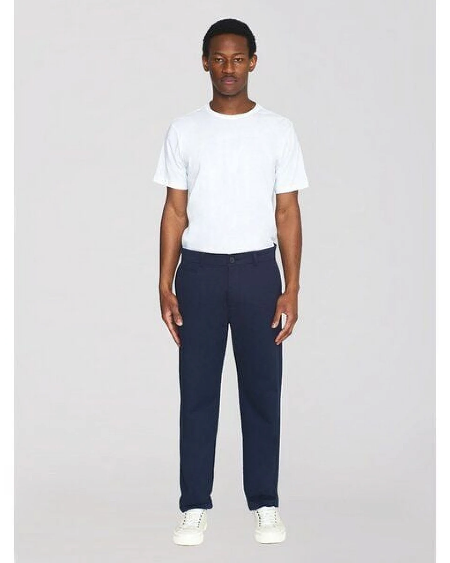 KnowledgeCotton Apparel Chino-Twill-Hosen CHUCK aus Bio-Baumwolle - ROC/GOTS/Vegan – Ansicht 2