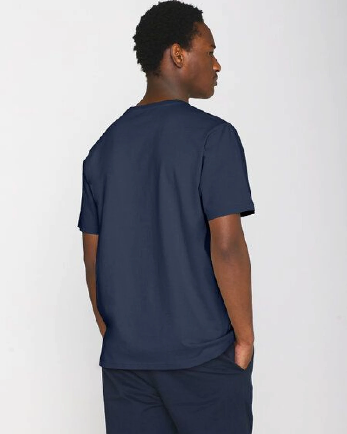 KnowledgeCotton Apparel T-Shirt LOKE Badge aus Bio-Baumwolle - ROC/GOTS/Vegan – Ansicht 2