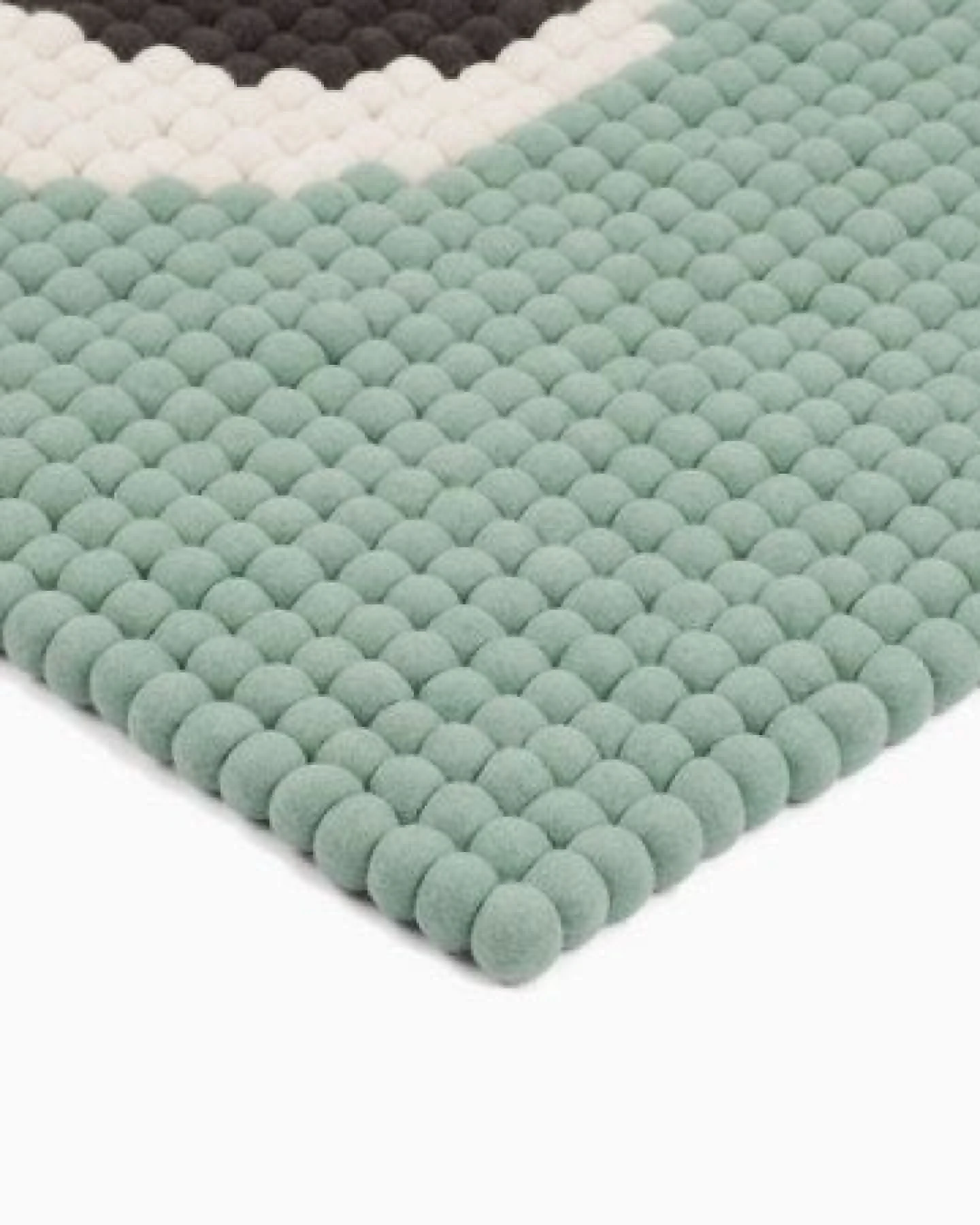 myfelt Filzkugelteppich 4Friends rechteckig, 100% Schurwolle – Ansicht 3
