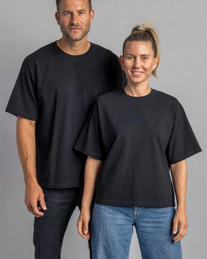 Schwarz