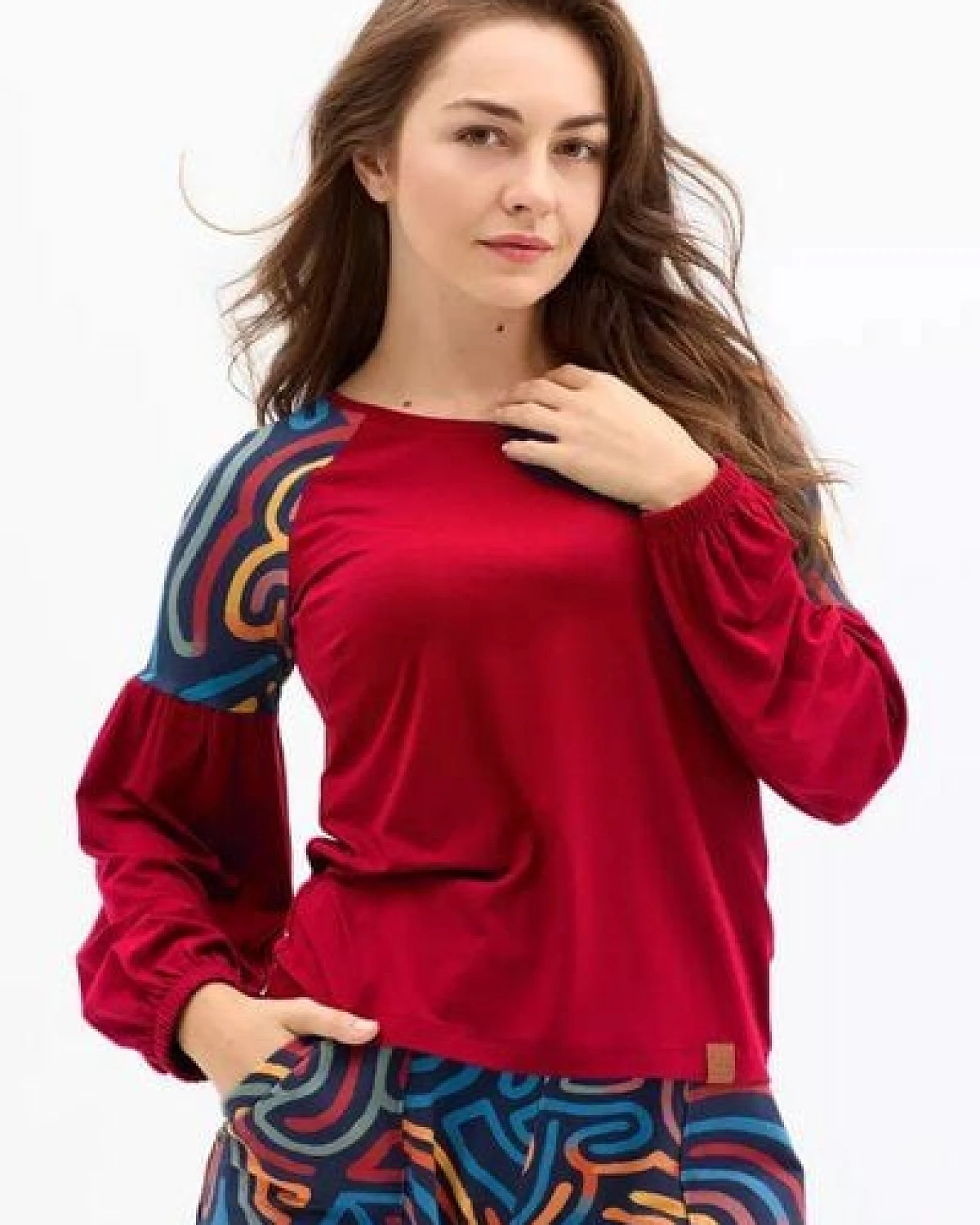 Bluse Lucia Damen – Viskose EcoVero – femininer Schnitt mit Puffärmeln & KOKOworld-Print – inspiriert von Panama & Guatemala – fair & nachhaltig in EU produziert – Ansicht 4