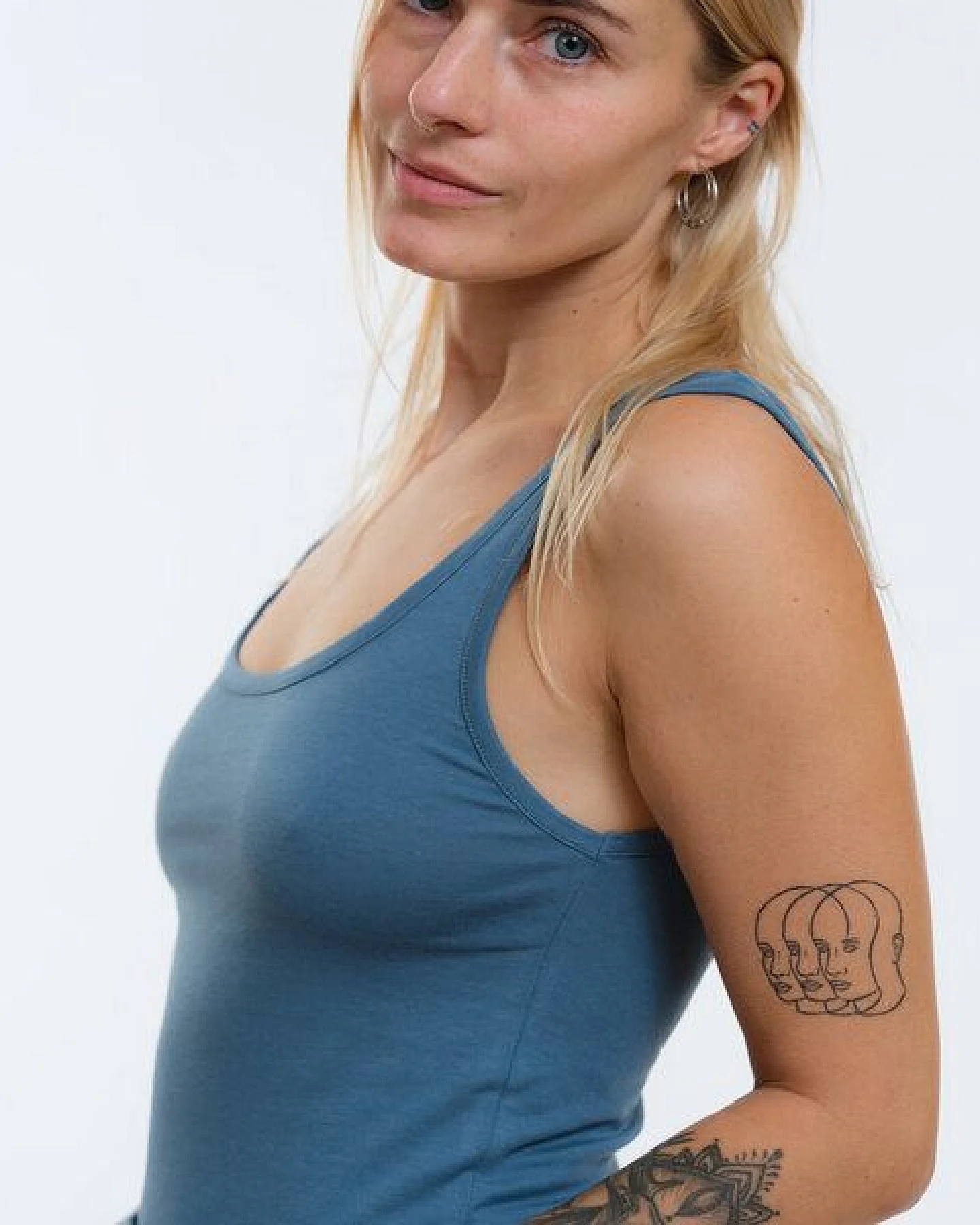 GARY MASH Soft fitted Top Dana aus TENCEL Lyocell Mix – Ansicht 3