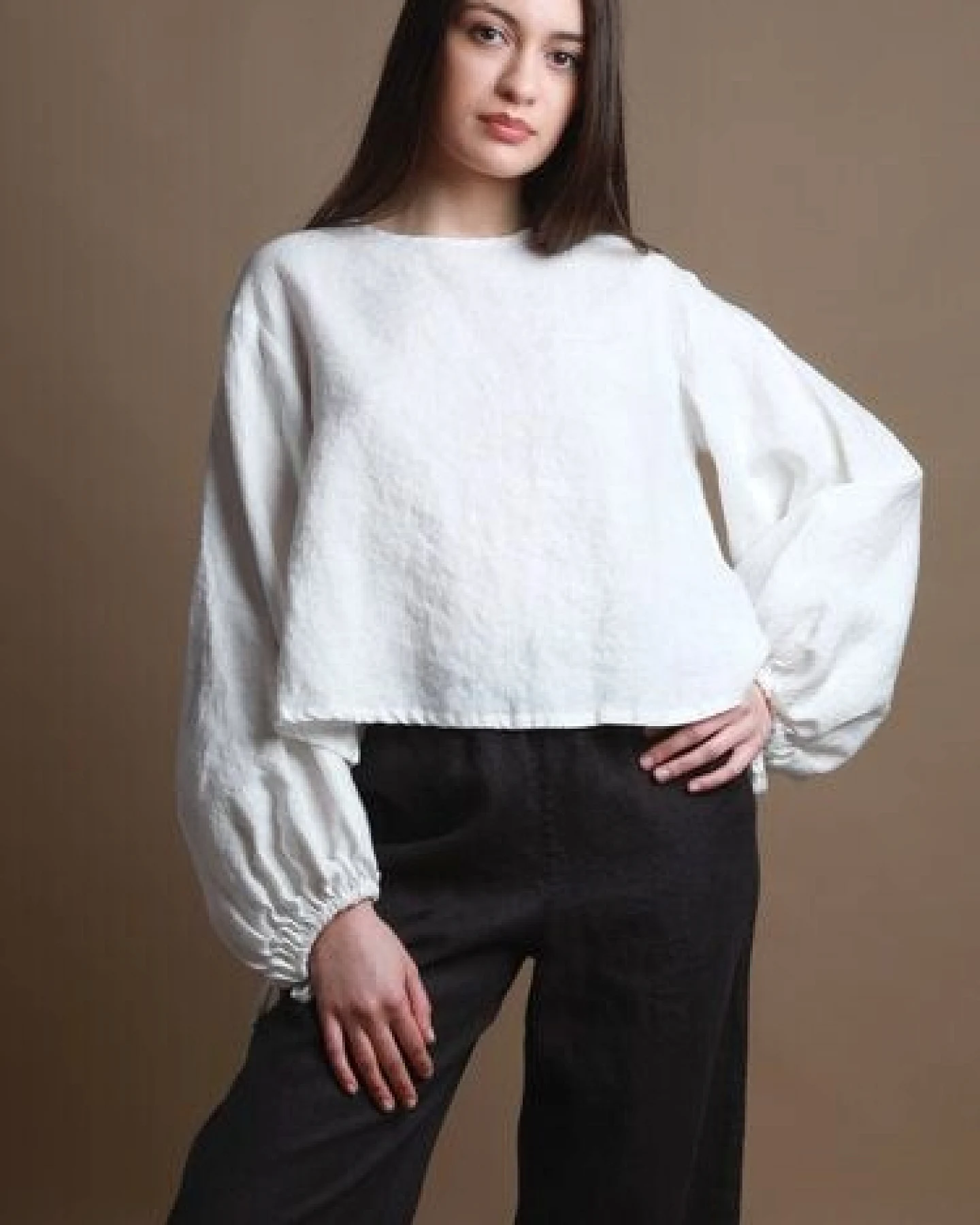 KNOTIUM YELLO Lockere Bluse mit Puffärmeln und offenem Rücken – Ansicht 3