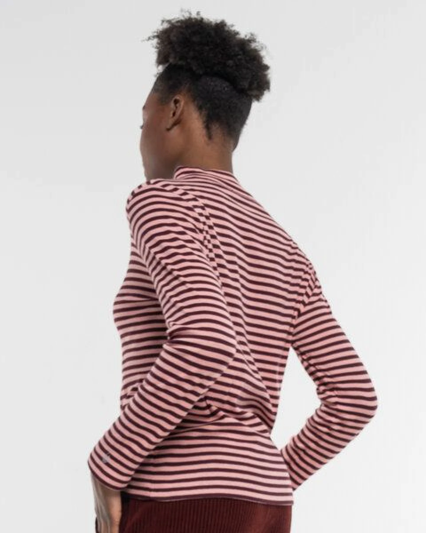Alma & Lovis Turtleneck Ringelshirt aus softer Bio-Baumwolle – Ansicht 4