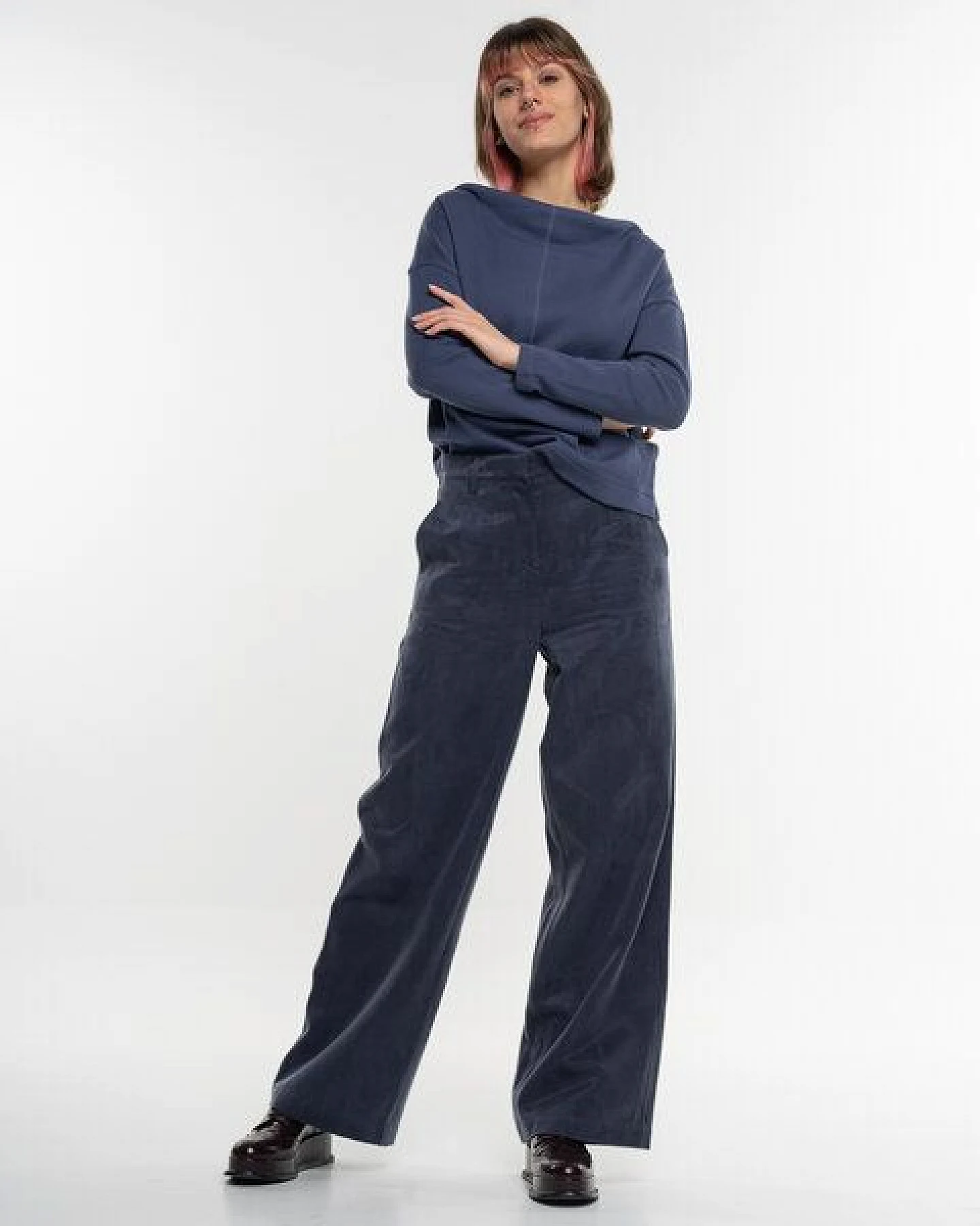 Alma & Lovis Sweater mit Wasserfall-Ausschnitt aus Organic Cotton – Ansicht 2
