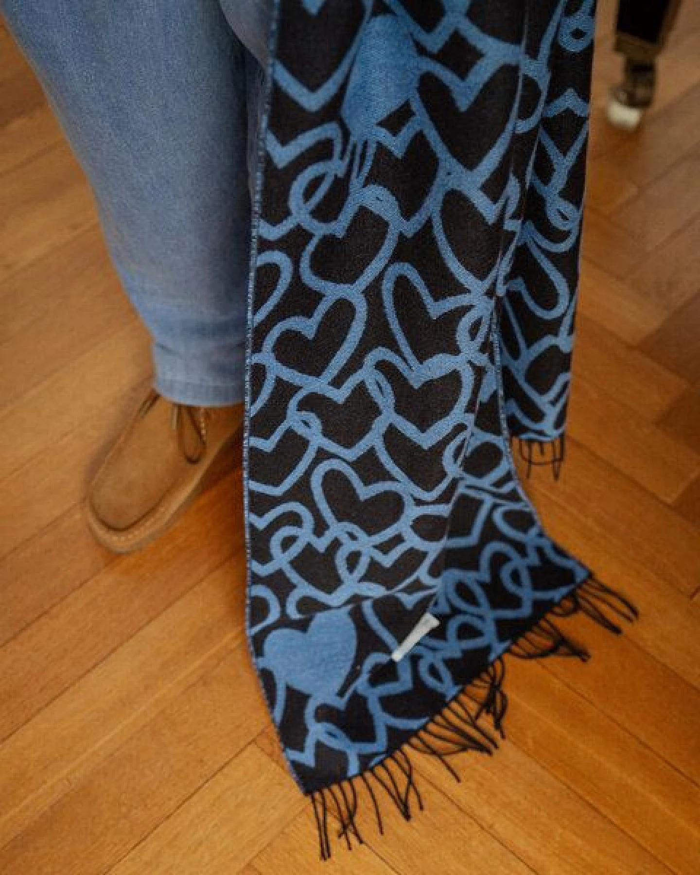 Rotholz Affection Schal Merinowolle - Schwarz / Blau – Ansicht 3