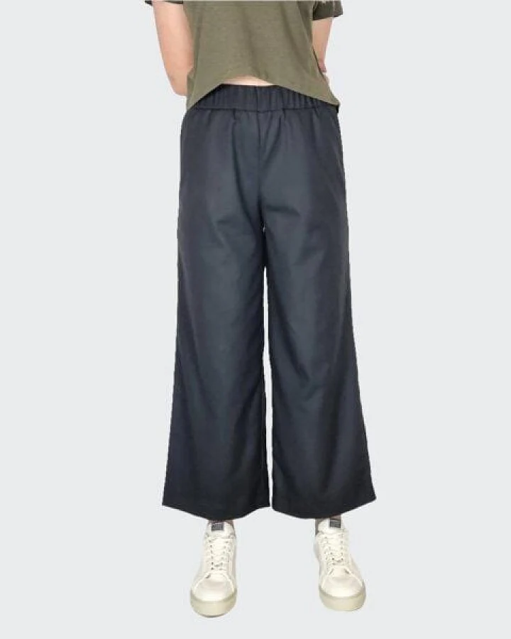 LUMEN organic Hose WIDE Bambusviskose schwarz