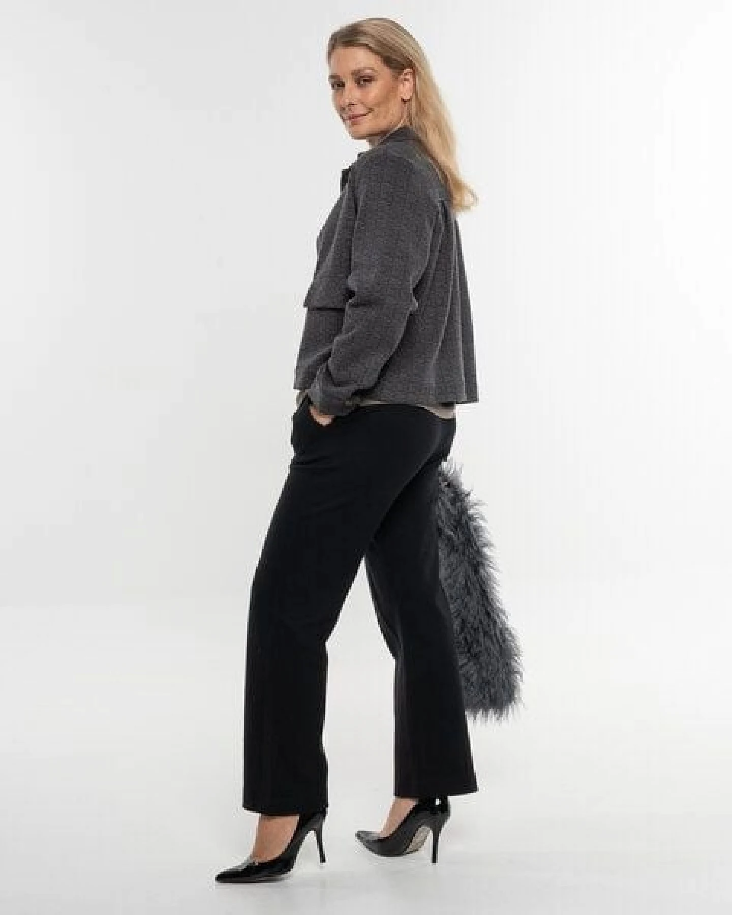 Alma & Lovis Edle Jacke in Karo-Melange aus feiner Bio-Baumwolle – Ansicht 4