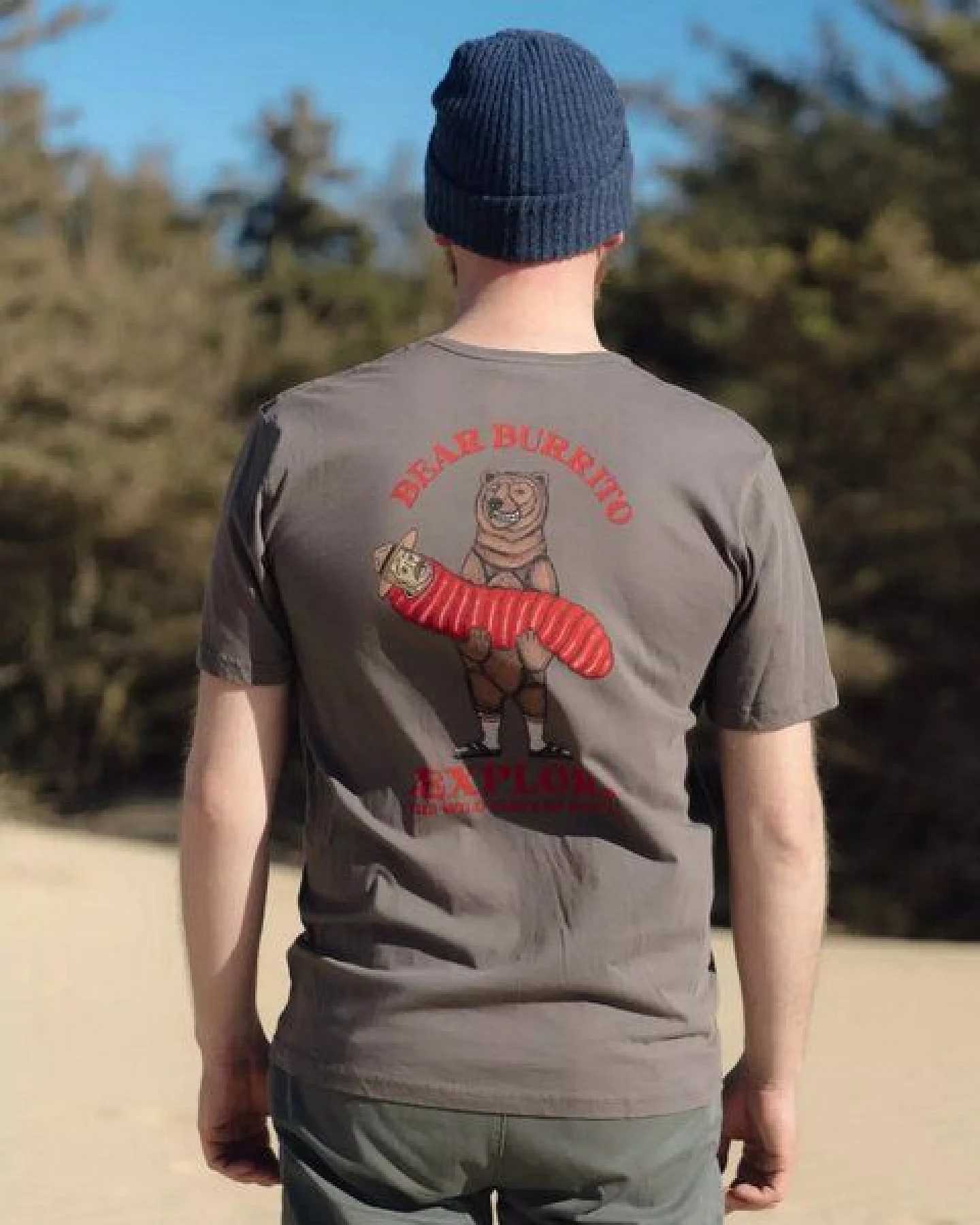 LAKOR T-Shirt aus Bio-Baumwolle - Bear Burrito – Ansicht 2