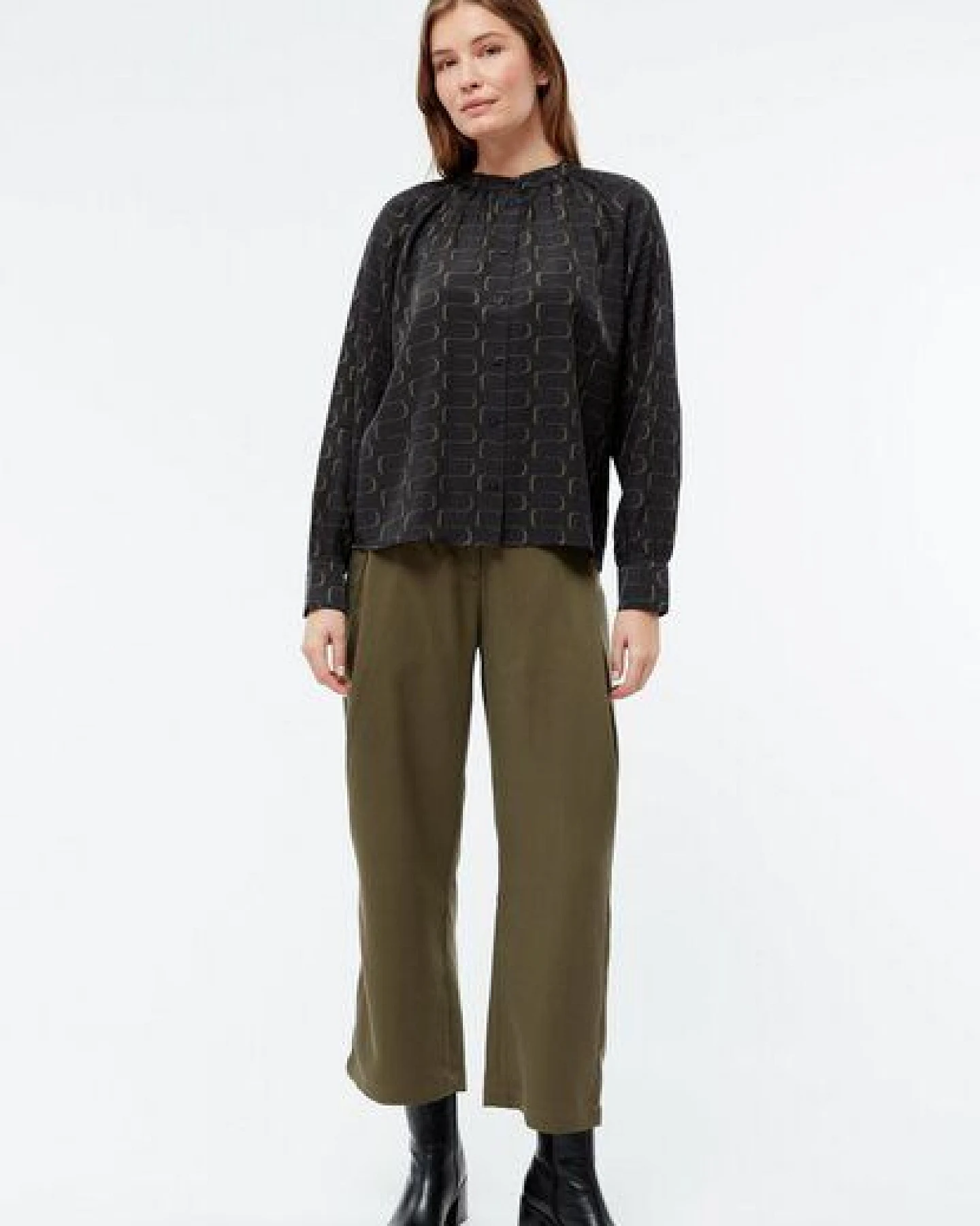 Givn Berlin Bluse GBSMILLA mit Puffärmeln aus TENCEL mit Peach-Effekt – Ansicht 2