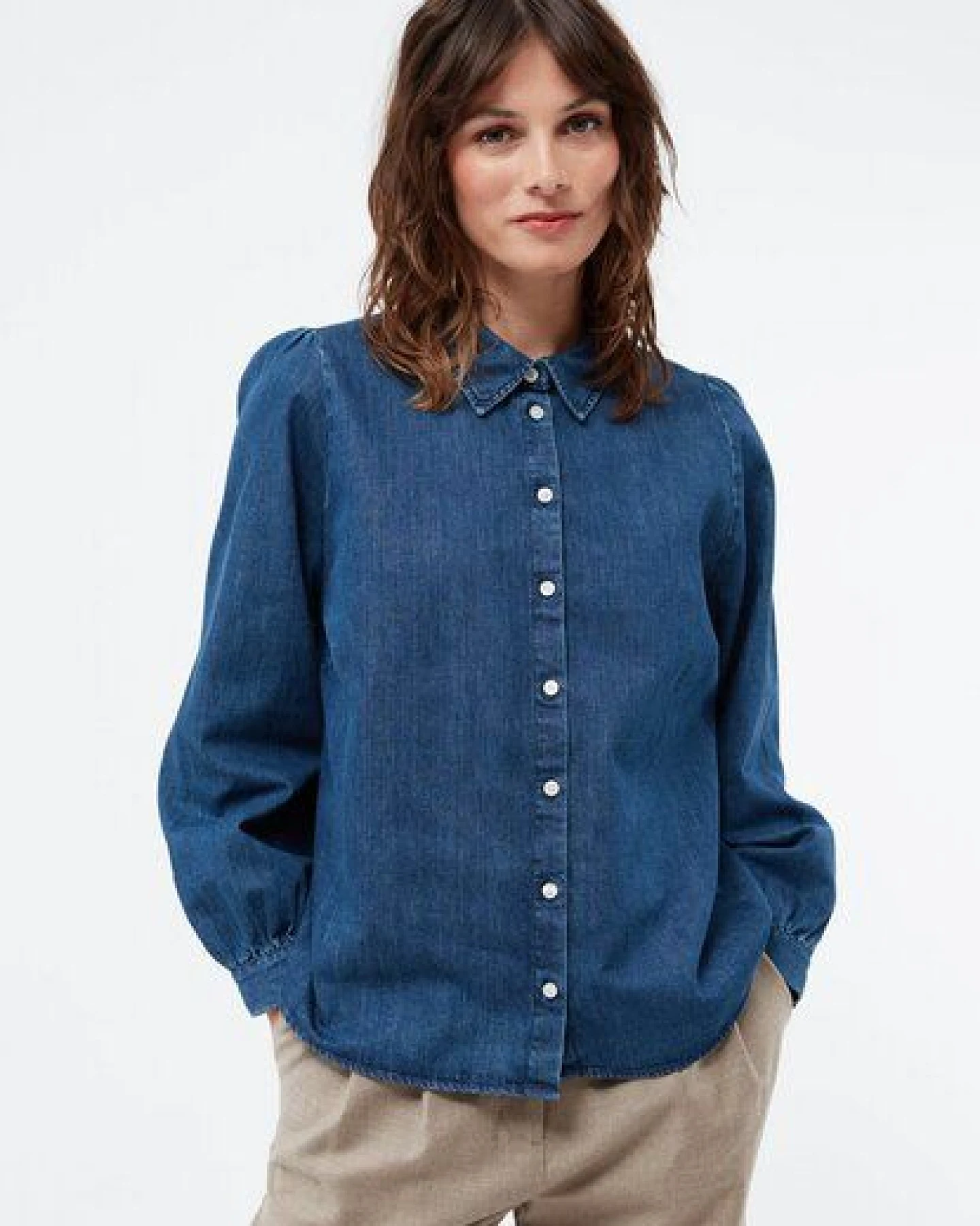 Givn Berlin Jeansbluse GBLYRA in elegantem Schnitt – Ansicht 2