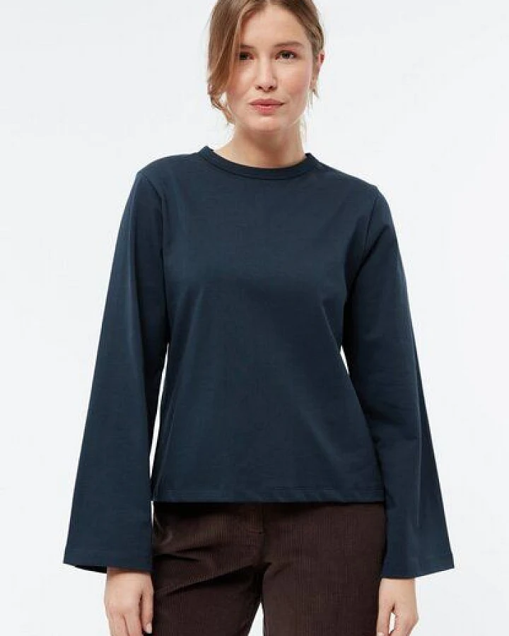 Blau