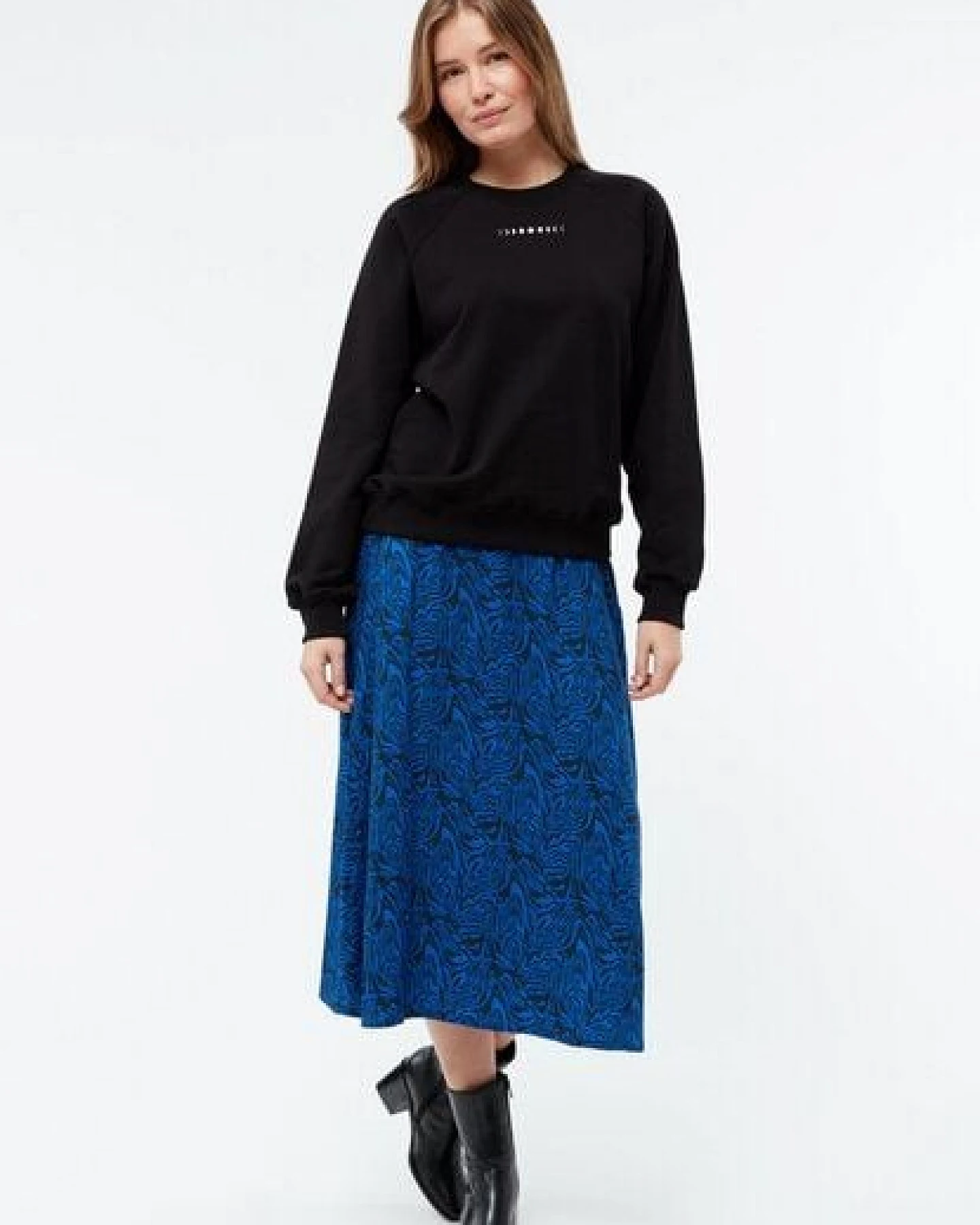 Givn Berlin Sweatshirt GBYARA aus weicher Bio-Baumwolle mit Stickerei - Black – Ansicht 3