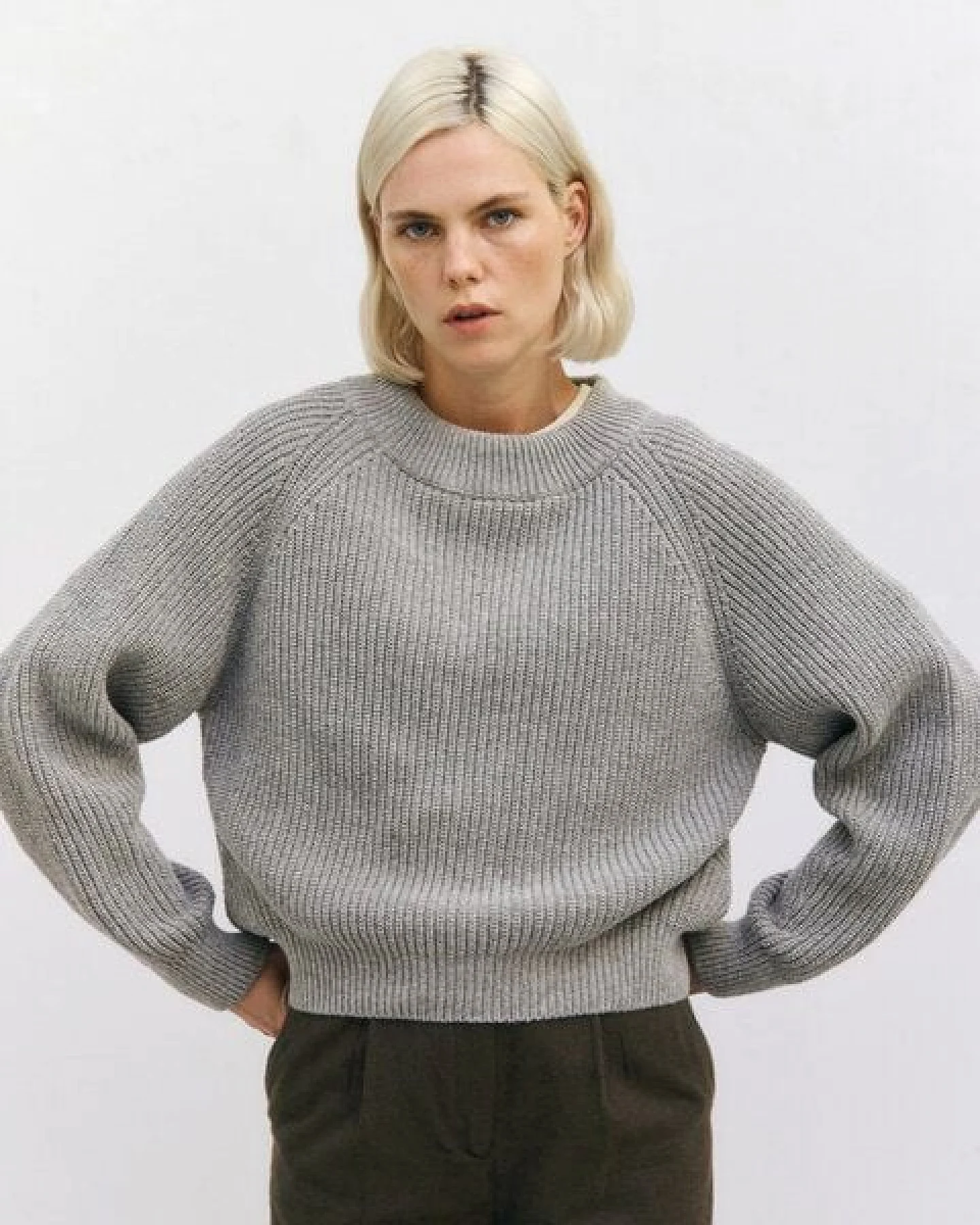 Rotholz Kurzer Strickpullover Recycelte Wolle – Ansicht 2