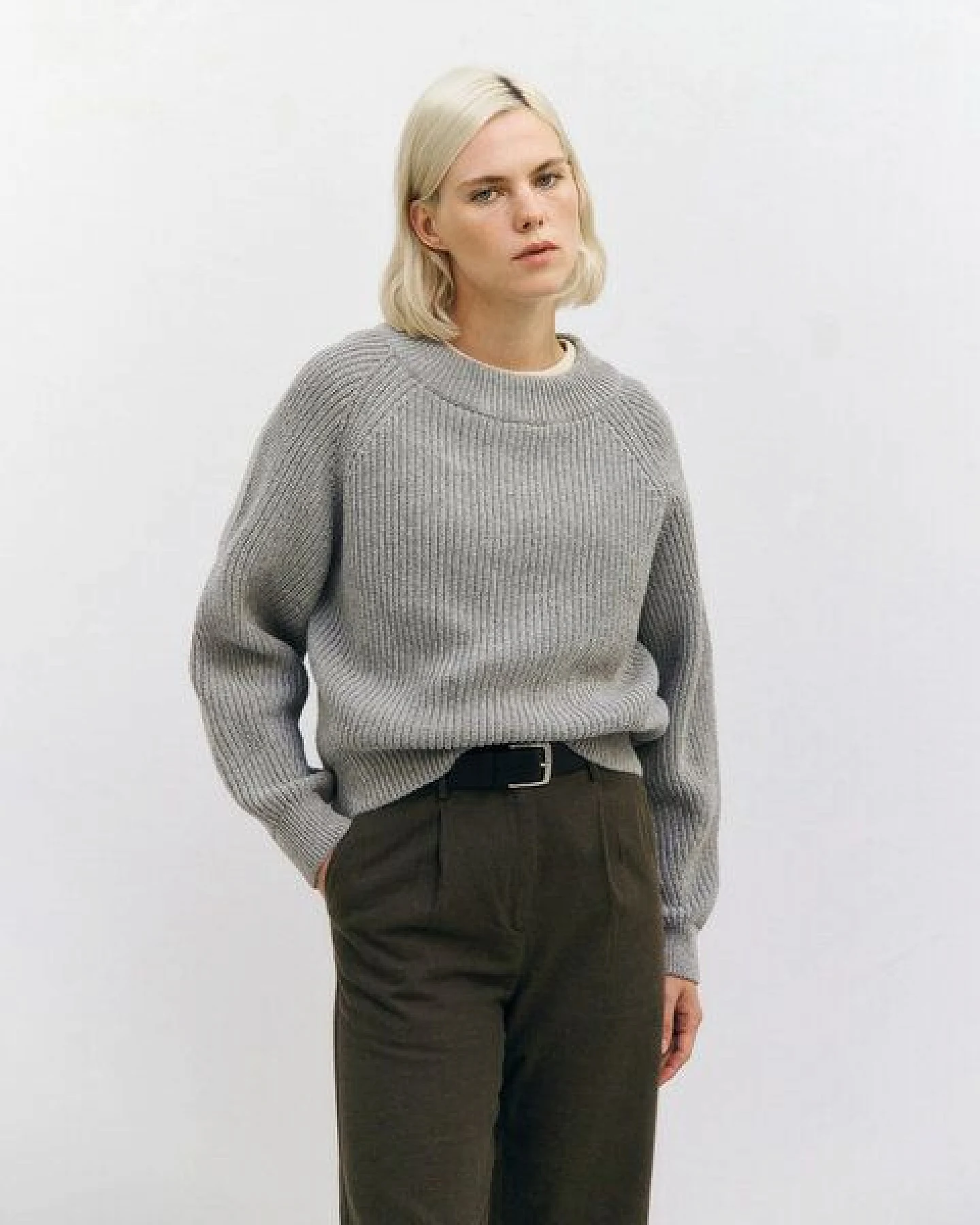 Rotholz Kurzer Strickpullover Recycelte Wolle – Ansicht 4