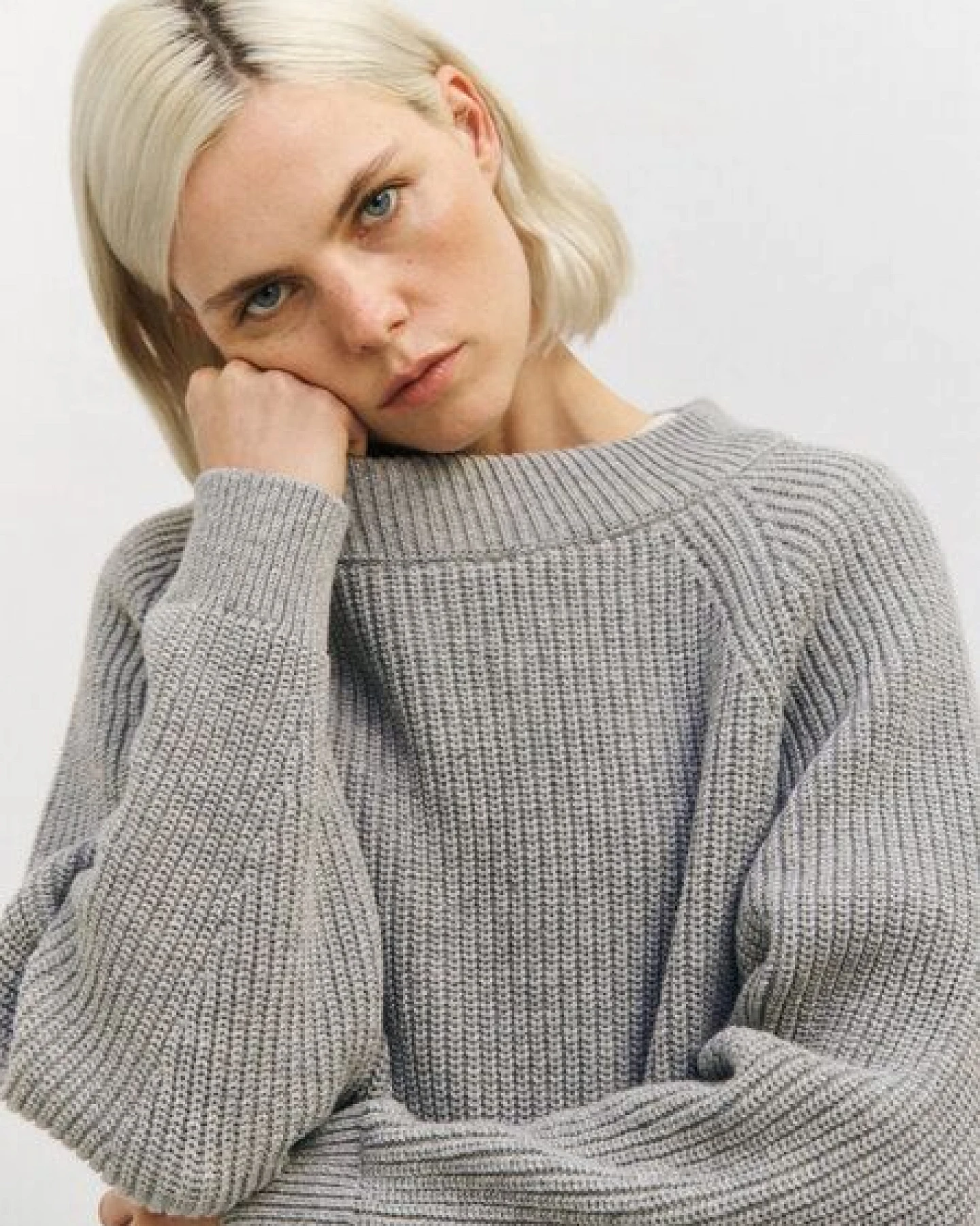 Rotholz Kurzer Strickpullover Recycelte Wolle – Ansicht 2