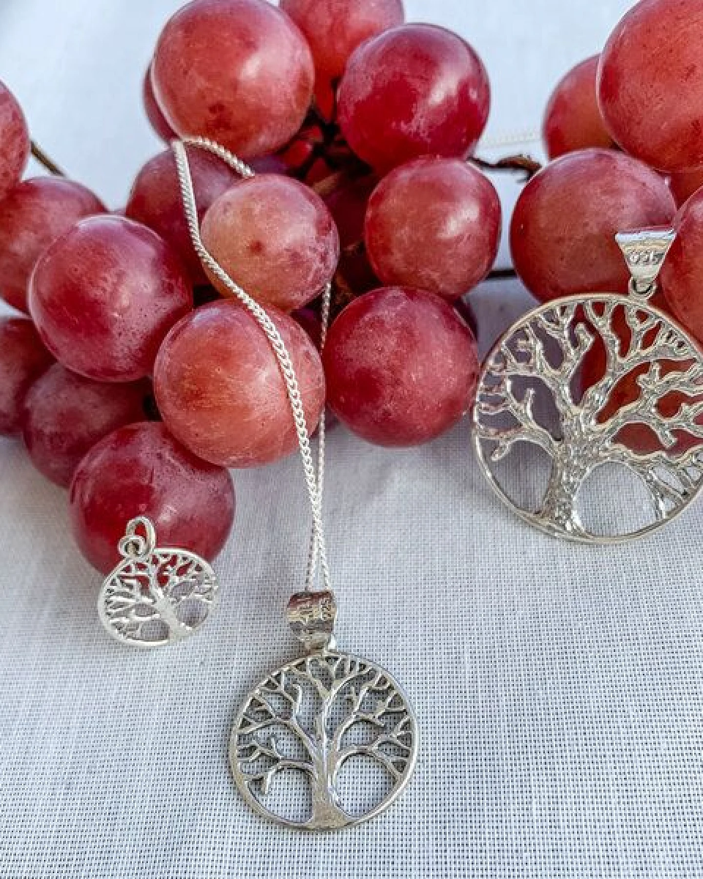 pakilia Fair-Trade Silber Anhänger "Lebensbaum" mit Silber- od. Kautschukkette – Ansicht 2
