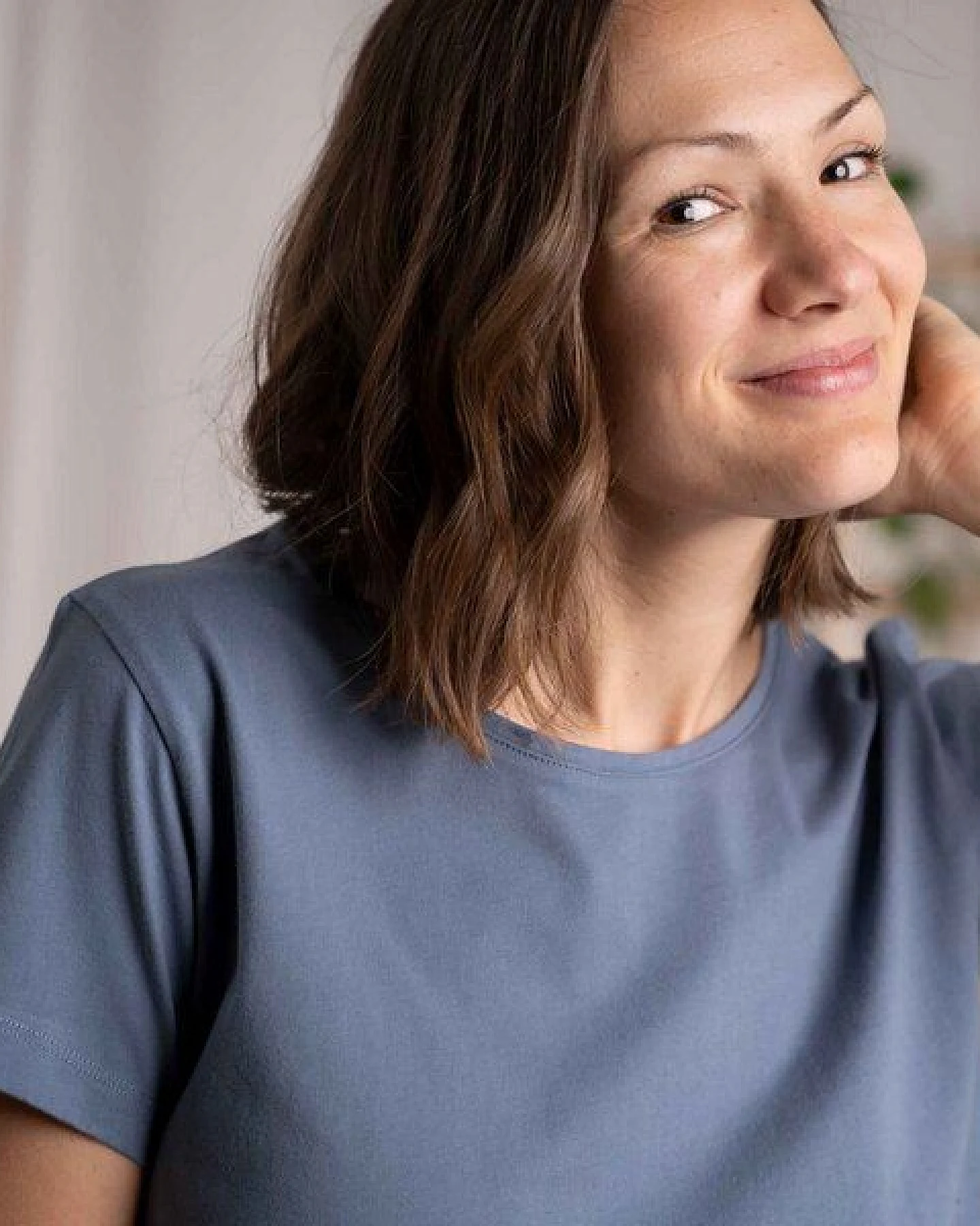 Vresh Clothing Evelin - T-Shirt aus Biobaumwolle – Ansicht 4