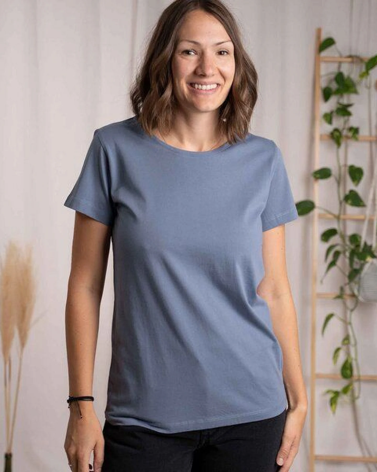 Vresh Clothing Evelin - T-Shirt aus Biobaumwolle – Ansicht 3