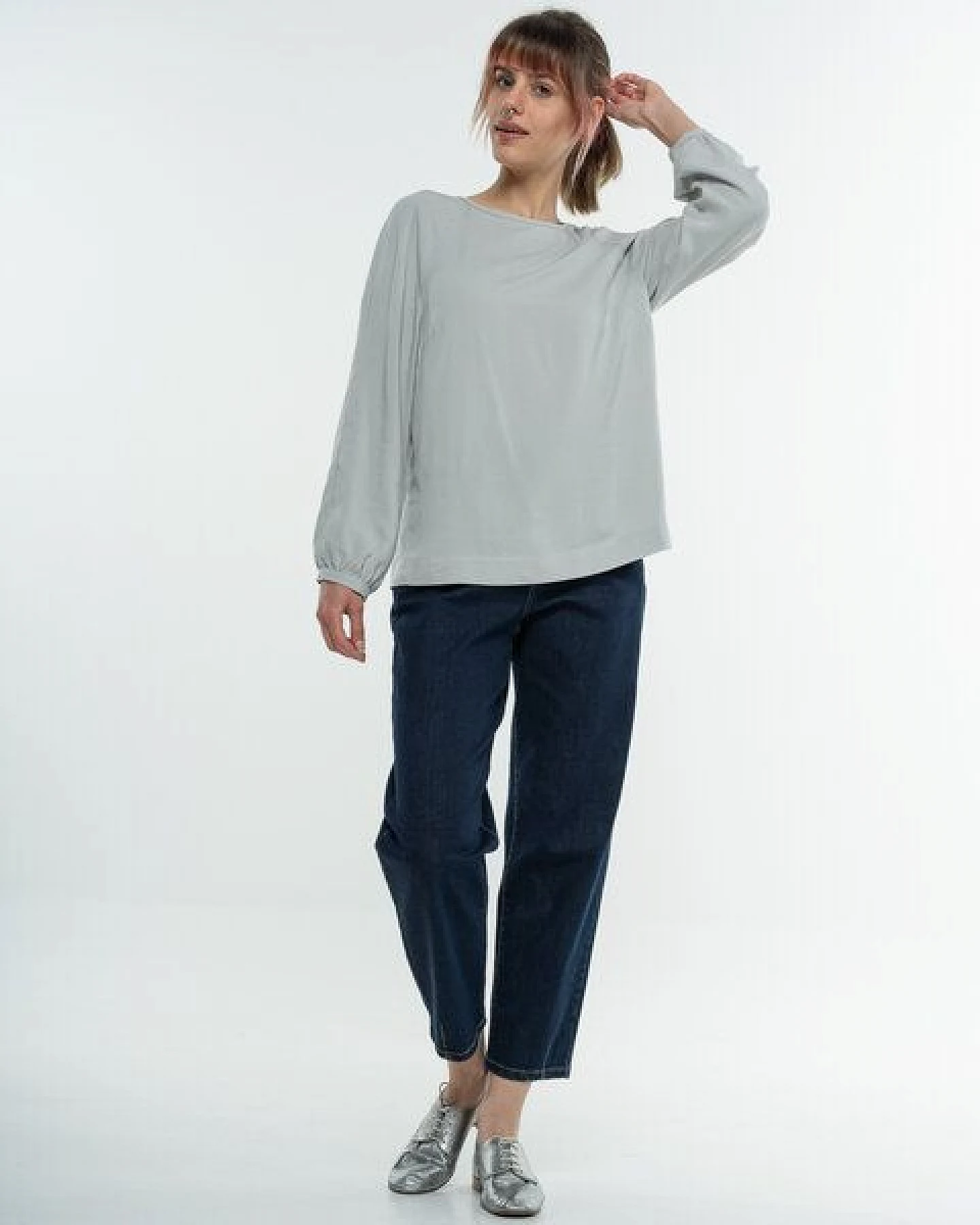 Alma & Lovis Legeres Blusenshirt aus fließendem EcoVero – Ansicht 2