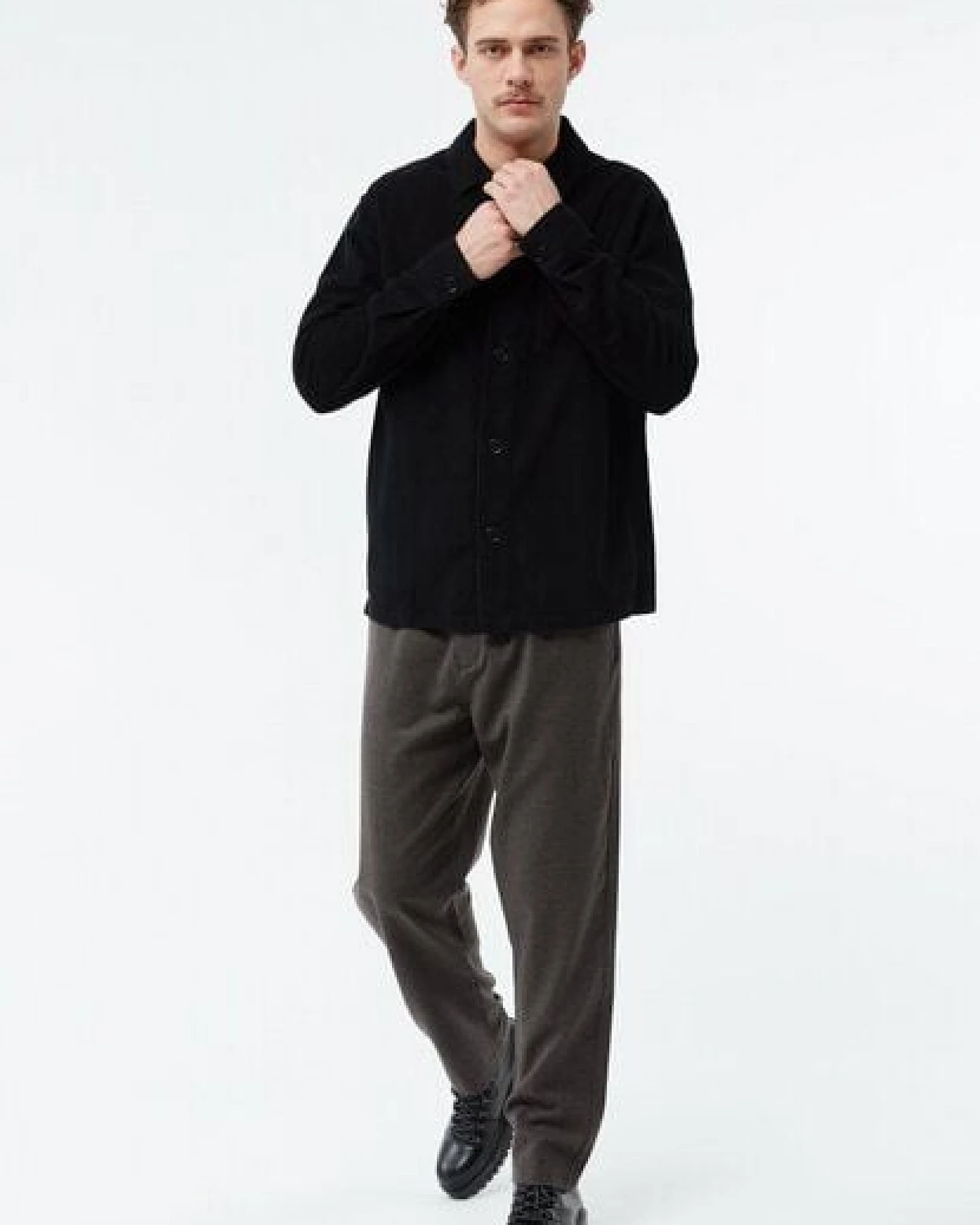Givn Berlin Overshirt GBCURT aus Bio-Baumwollcord – Ansicht 3