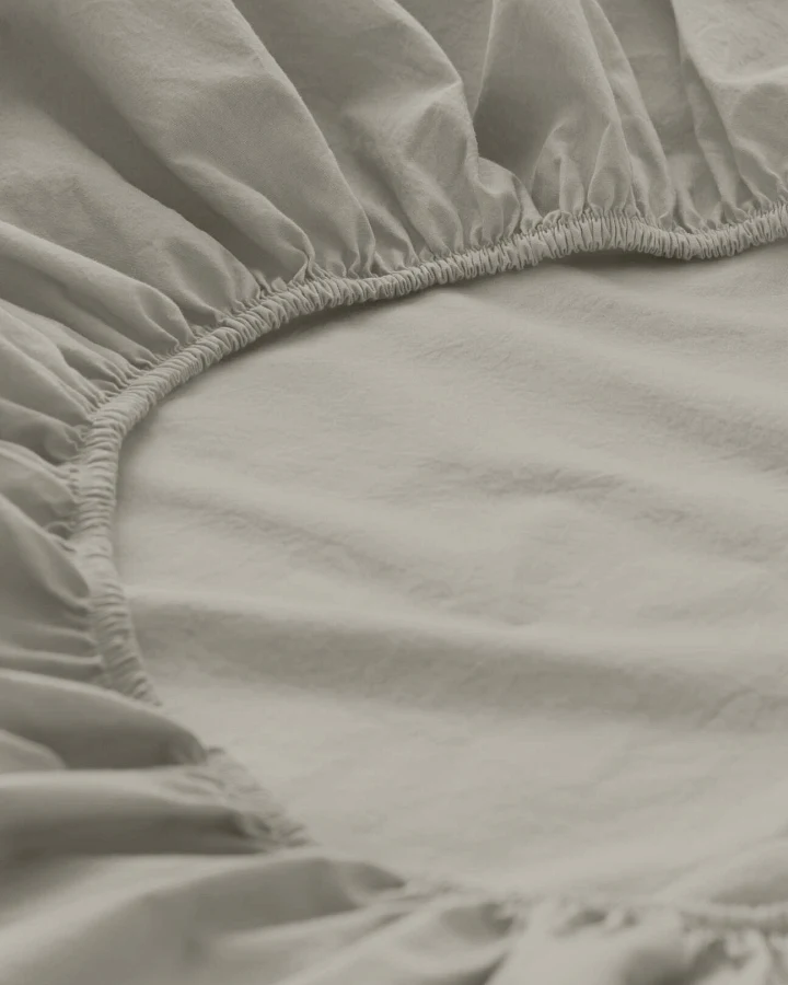 hessnatur Perkal Spannbettlaken aus Bio-Baumwolle - beige - Größe 90-100x200 cm