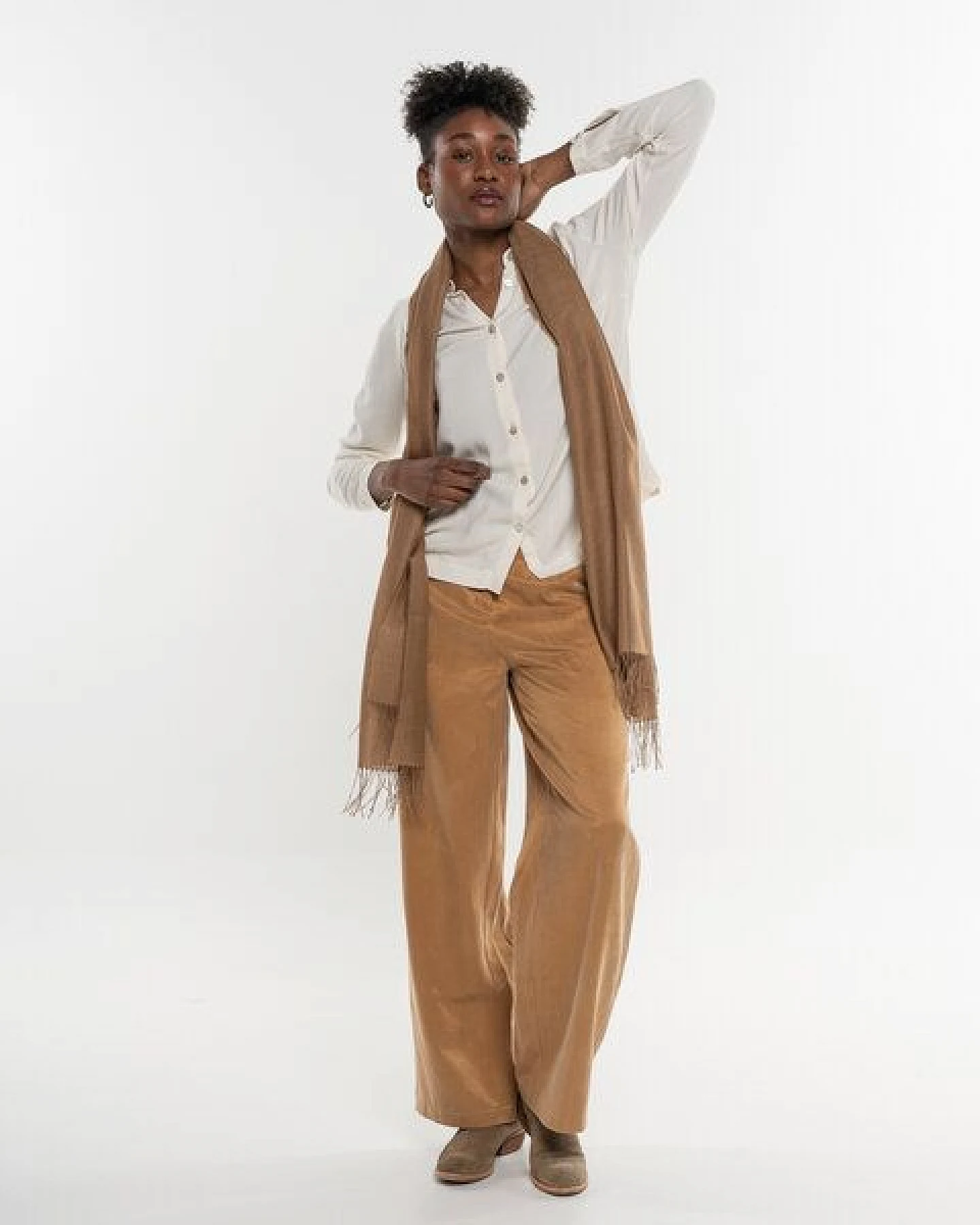 Alma & Lovis Weite Marlenehose aus softem Cotton-Lyocell-Mix – Ansicht 3