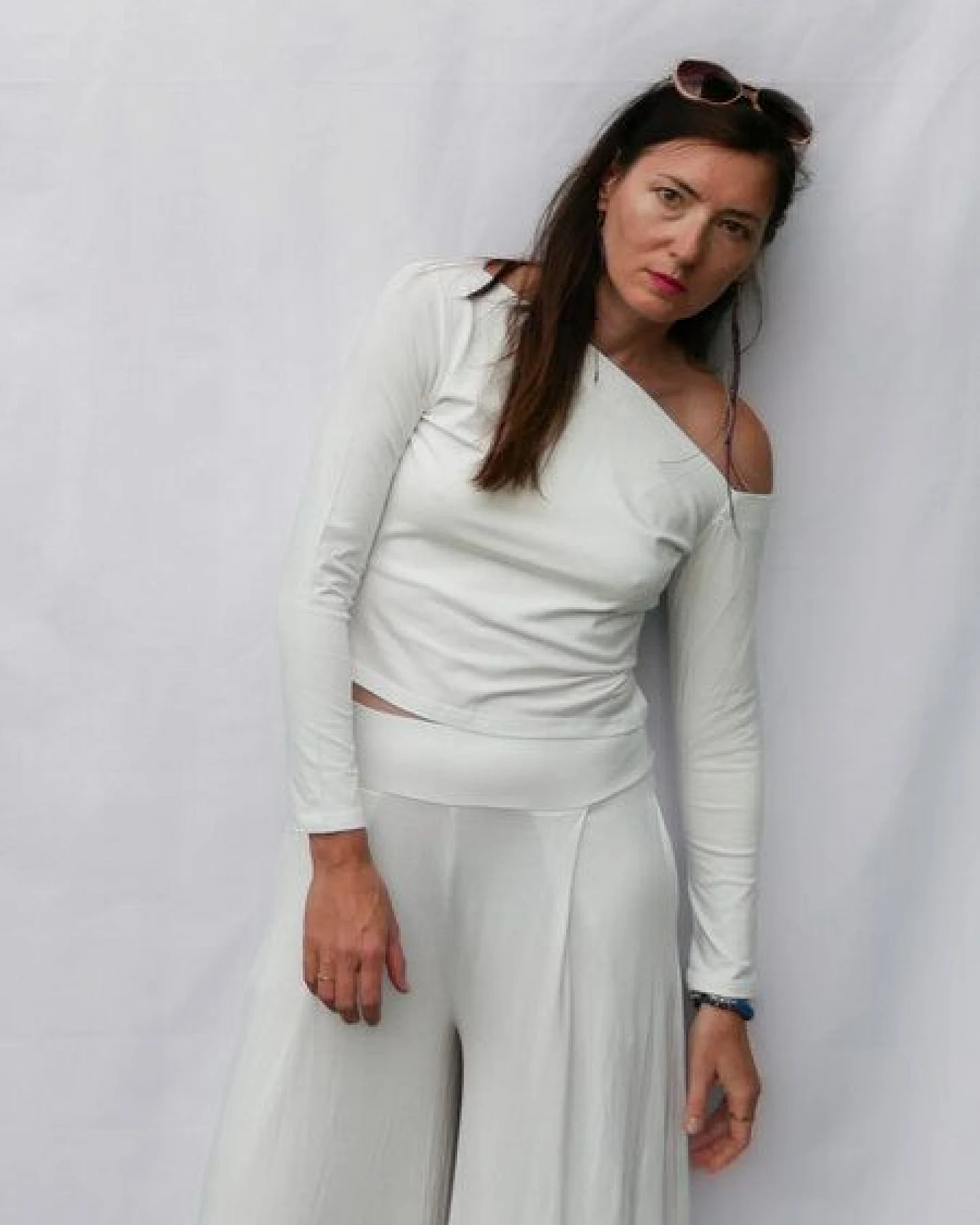 10 BODIES Asymmetrical Longsleeve aus Bio-Baumwolle SEXY COTTON – Ansicht 2
