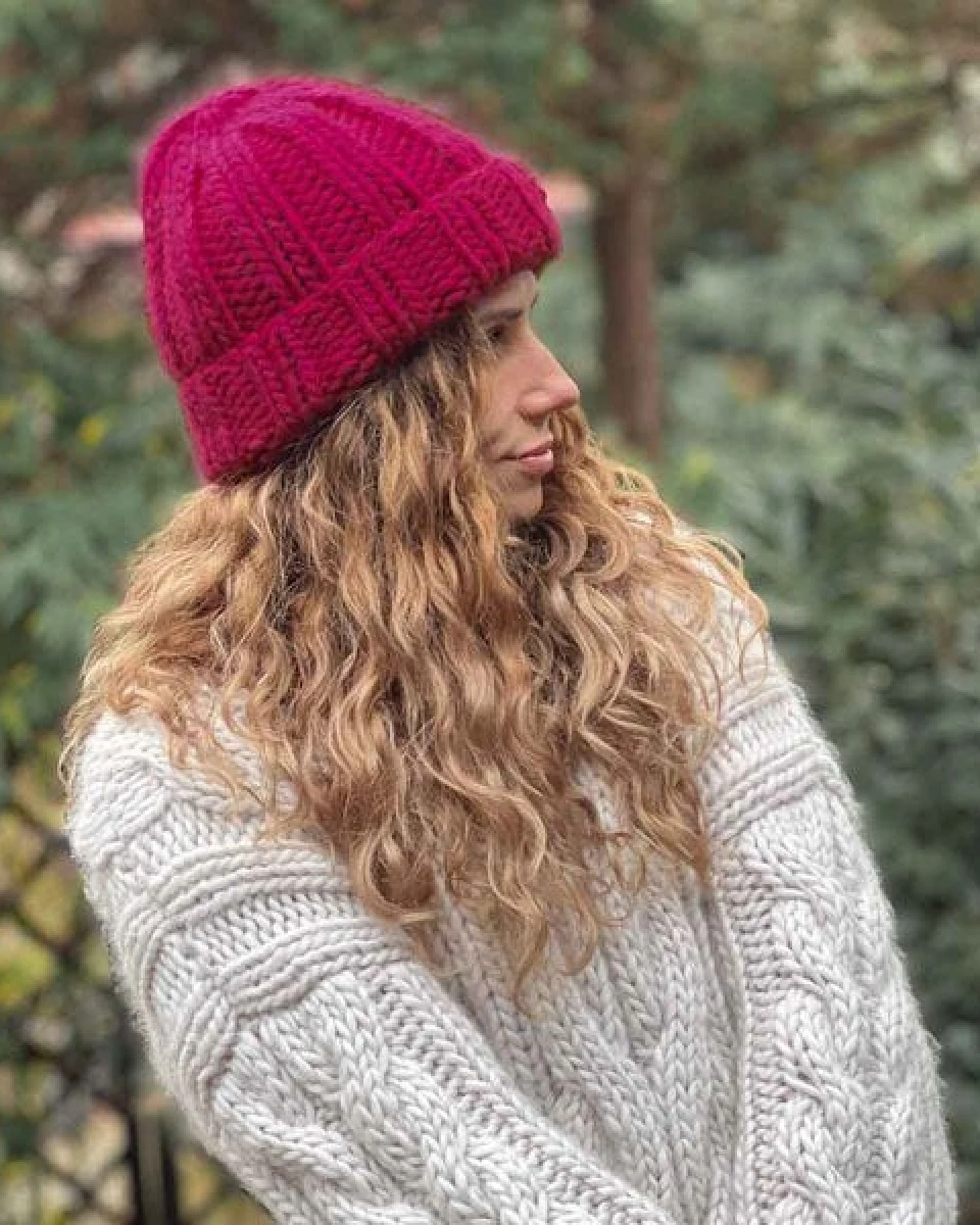 PANAPUFA Handgestrickte Chunky Beanie – 100 % Merinowolle – Ansicht 3