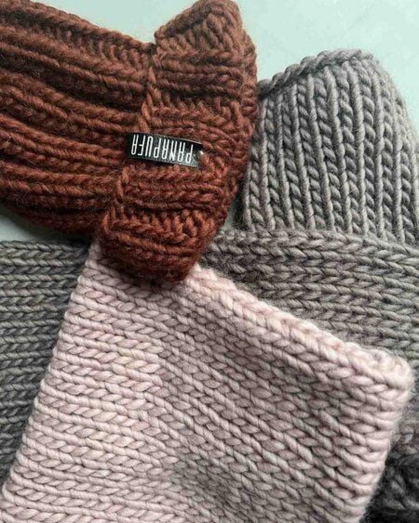 PANAPUFA Handgestrickte Chunky Beanie – 100 % Merinowolle – Ansicht 3