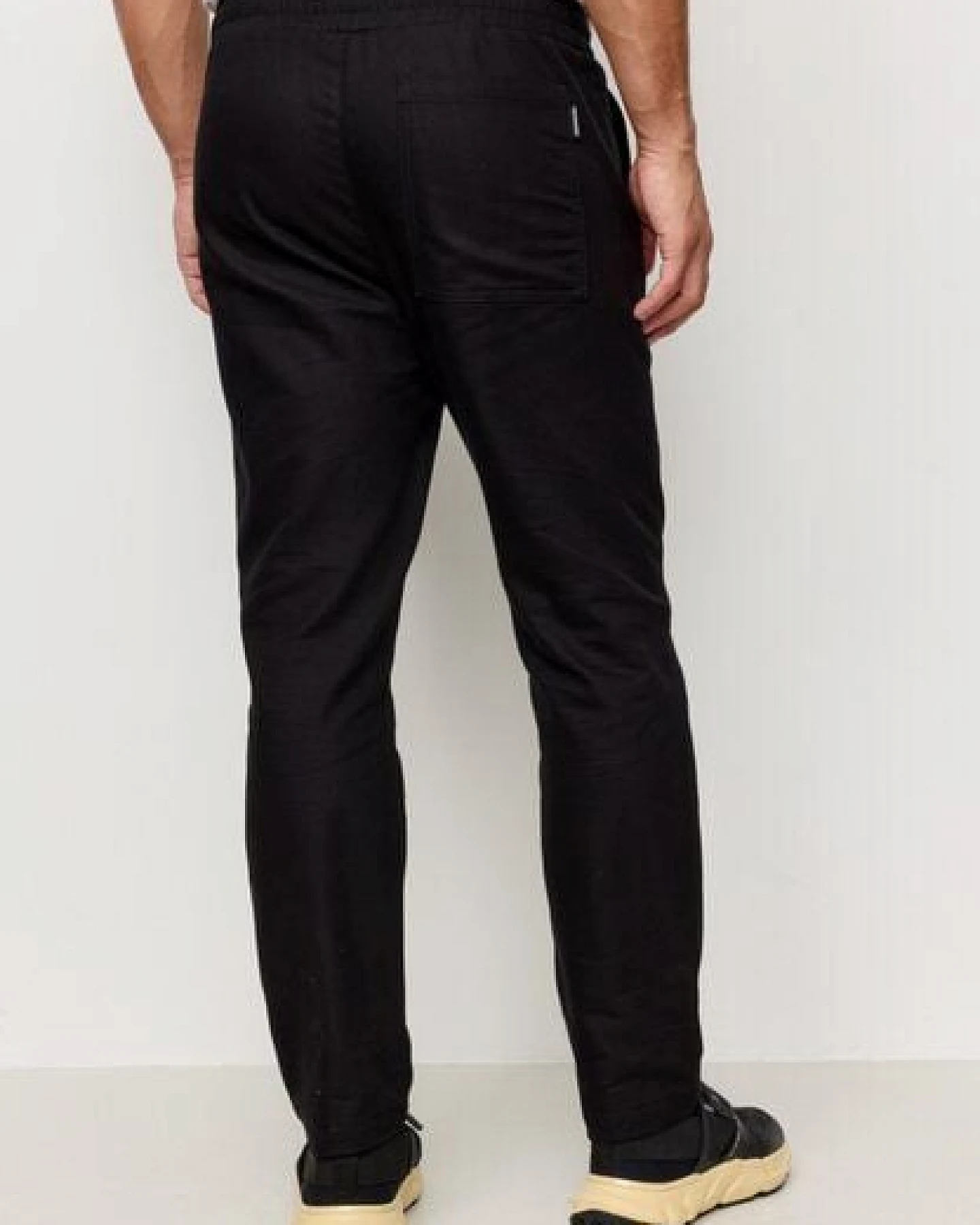 Herren Chino aus Bio-Baumwolle - TAMARIND - recolution – Ansicht 4