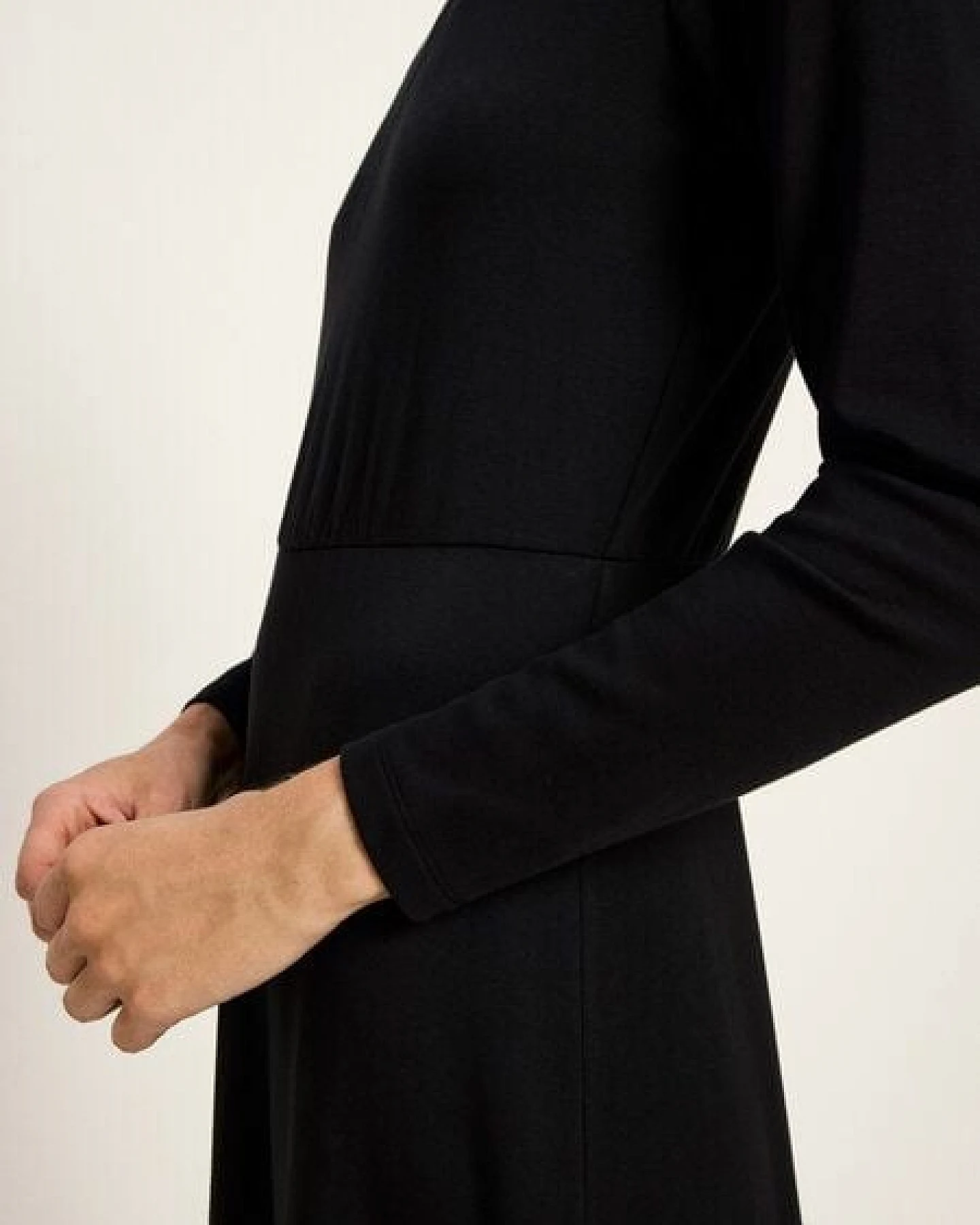 LANIUS Midikleid aus TENCEL und Bio-Baumwolle – Ansicht 4