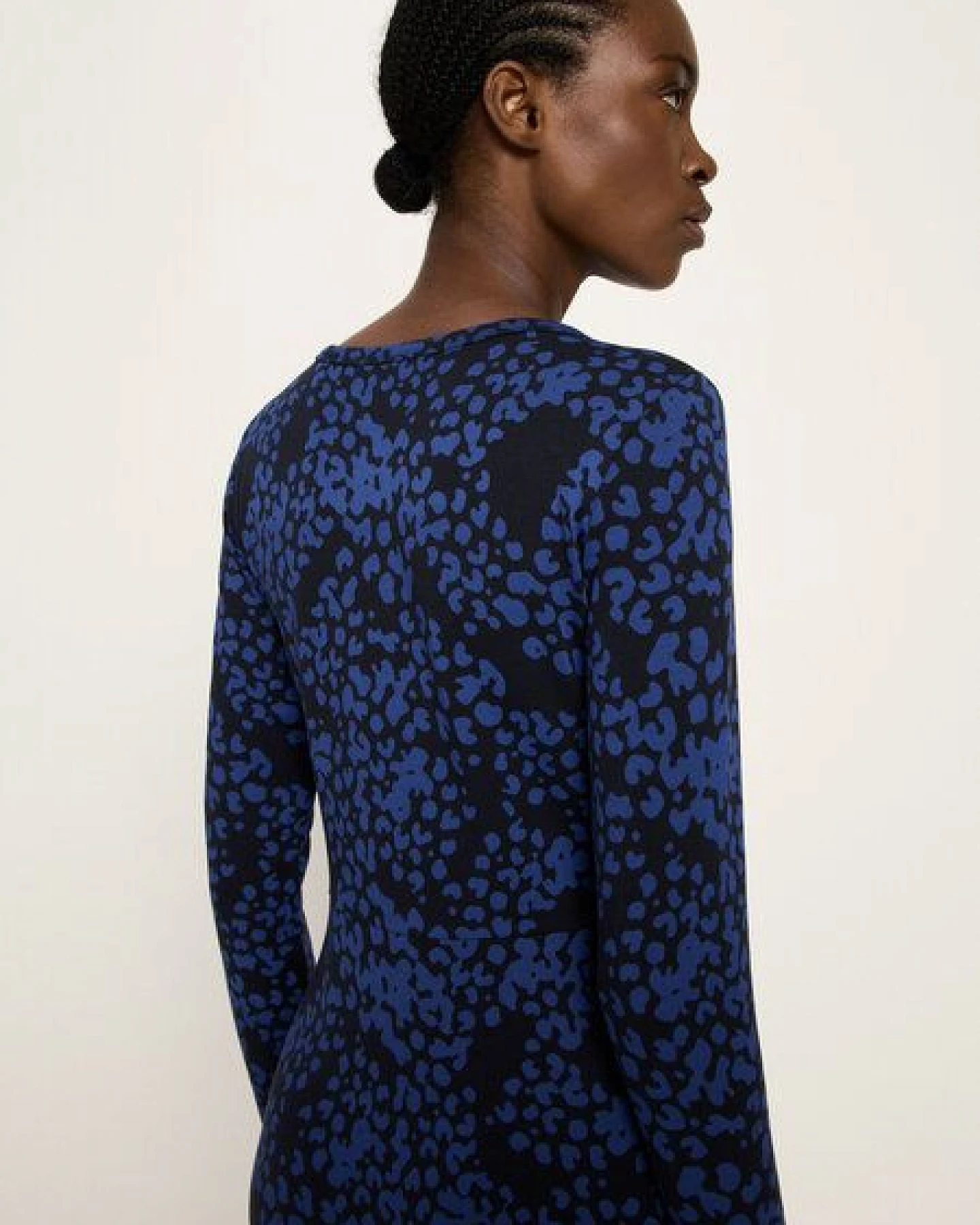 LANIUS Midikleid aus TENCEL und Bio-Baumwolle – Ansicht 4