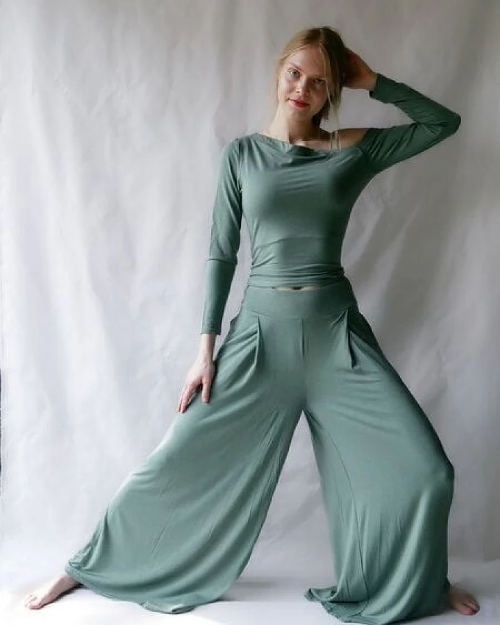 10 BODIES Weite Palazzo-Hose Kundalini TANTRA aus Modal