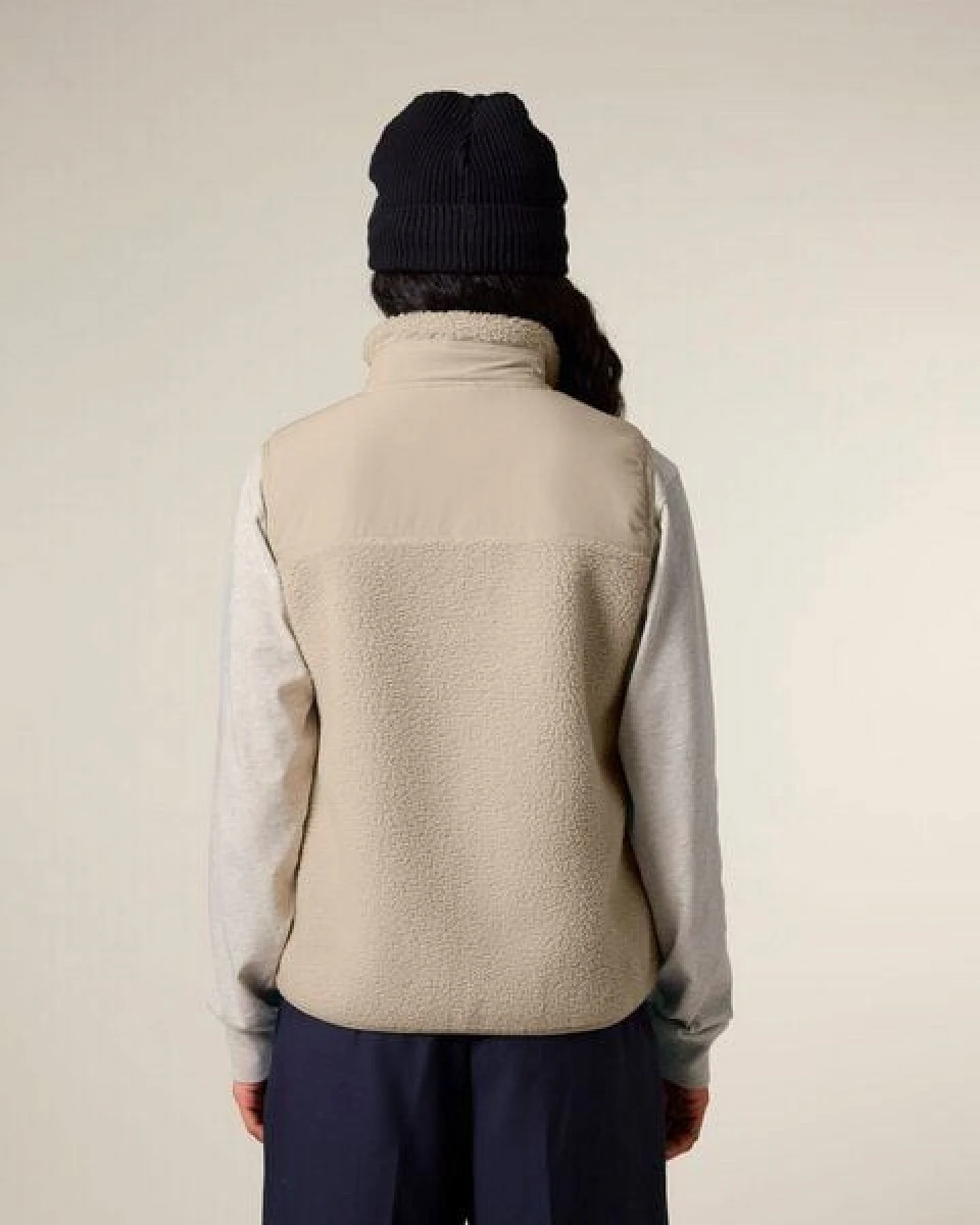 Kultgut New Recycling Generation - Kuschelige Sherpa Fleeceweste / With Love – Ansicht 4