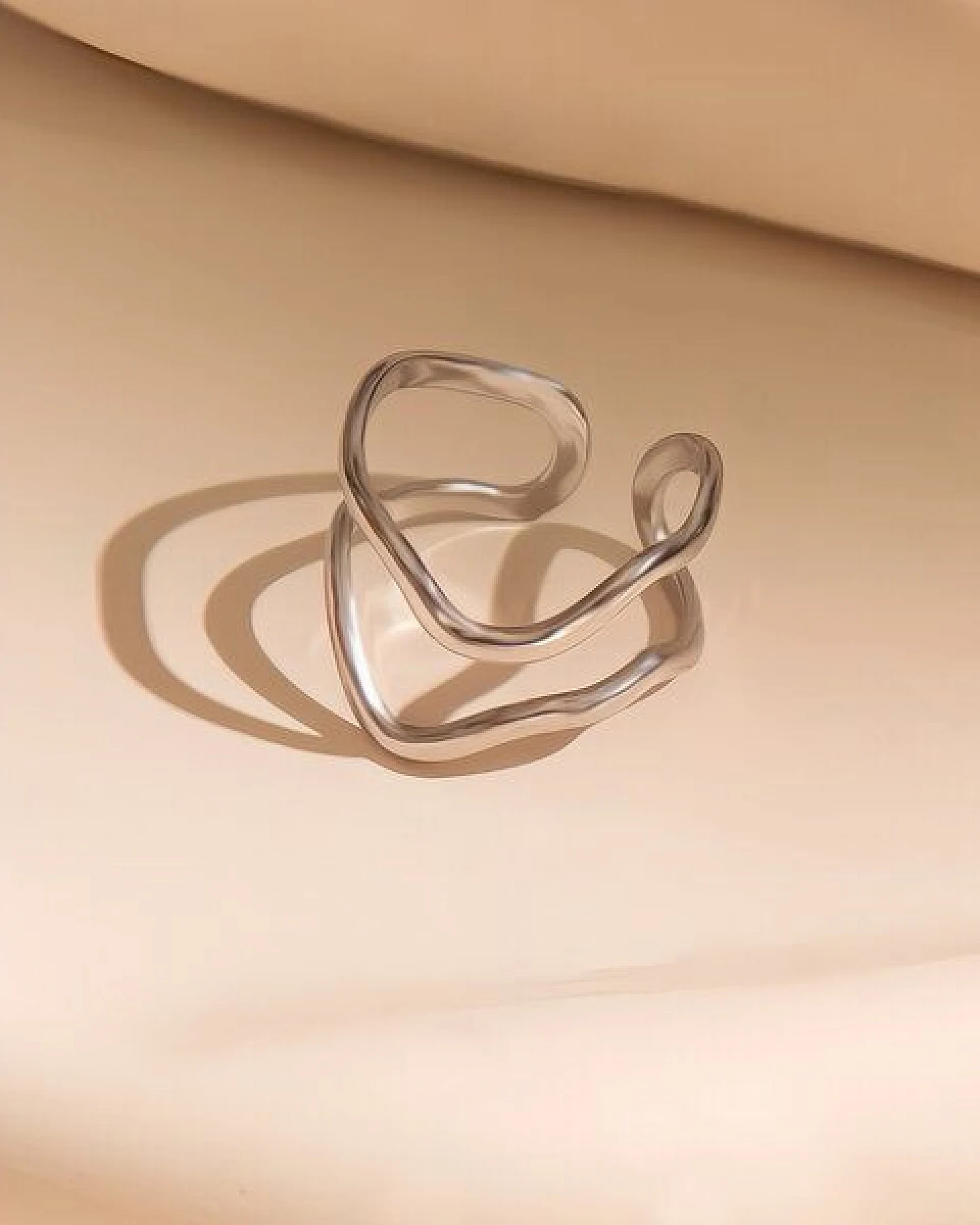 Größenverstellbarer WAVE DOUBLE Ring von Elektropulli – Ansicht 2